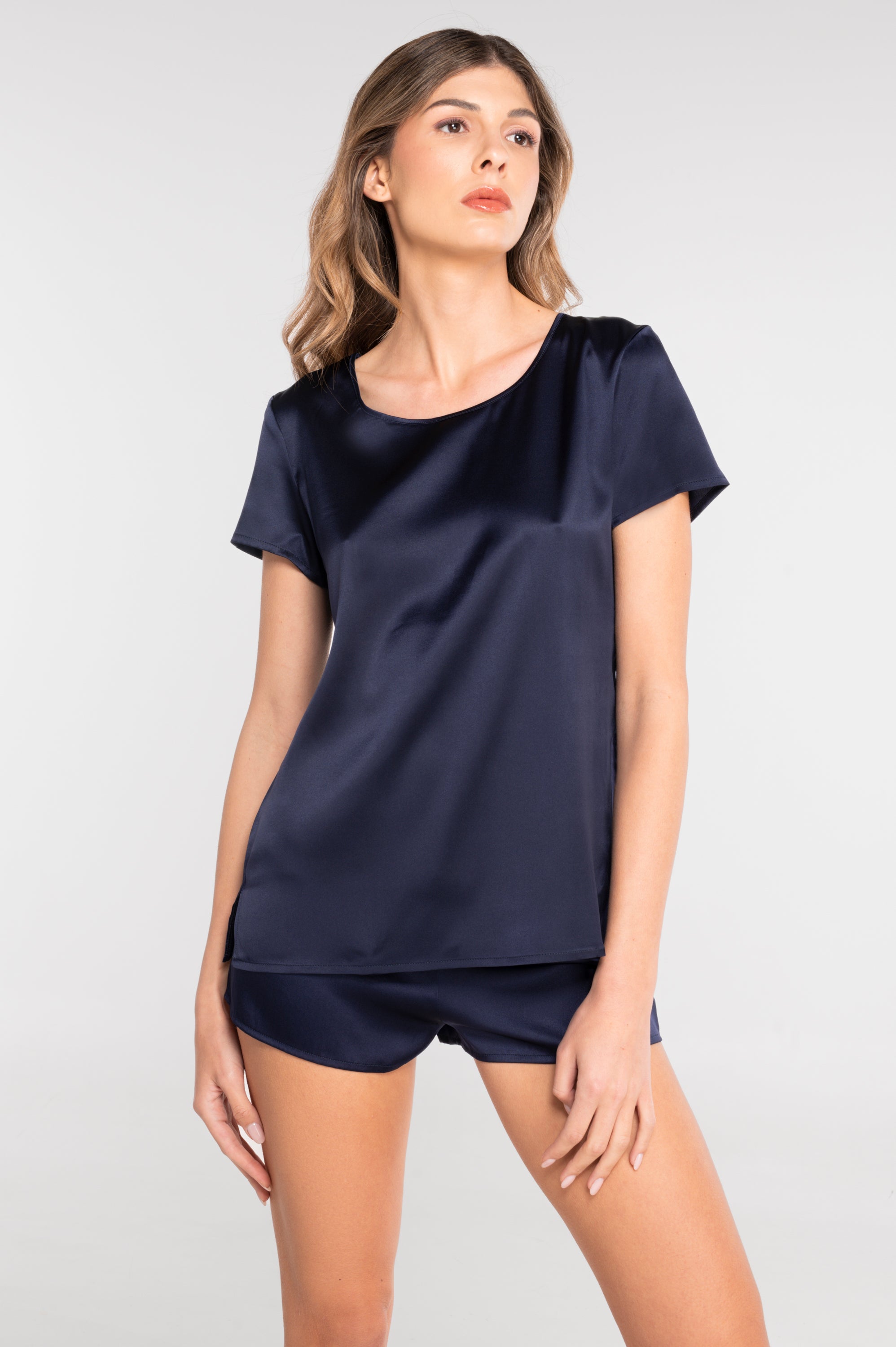 Top en soie stretch à manches courtes 10308