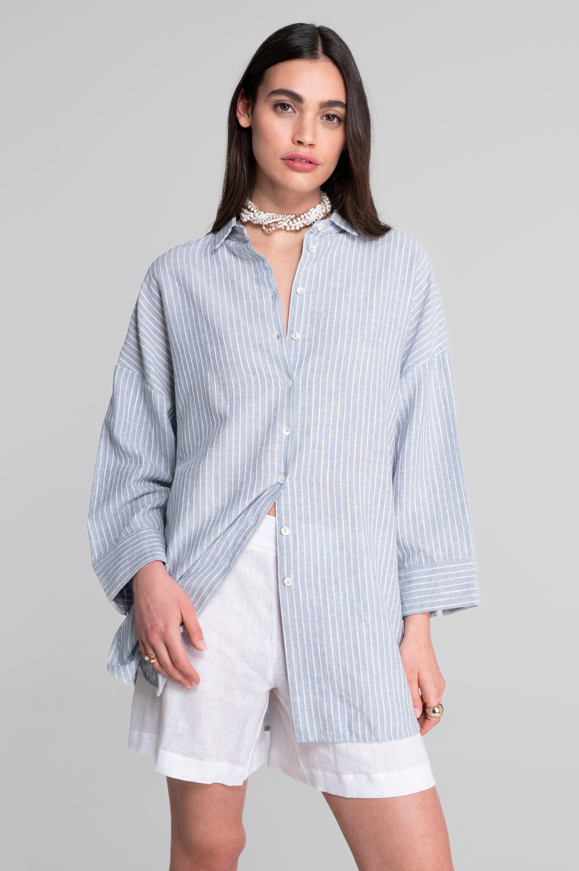 Oversized striped cotton-linen shirt with slit cuffs 7556R