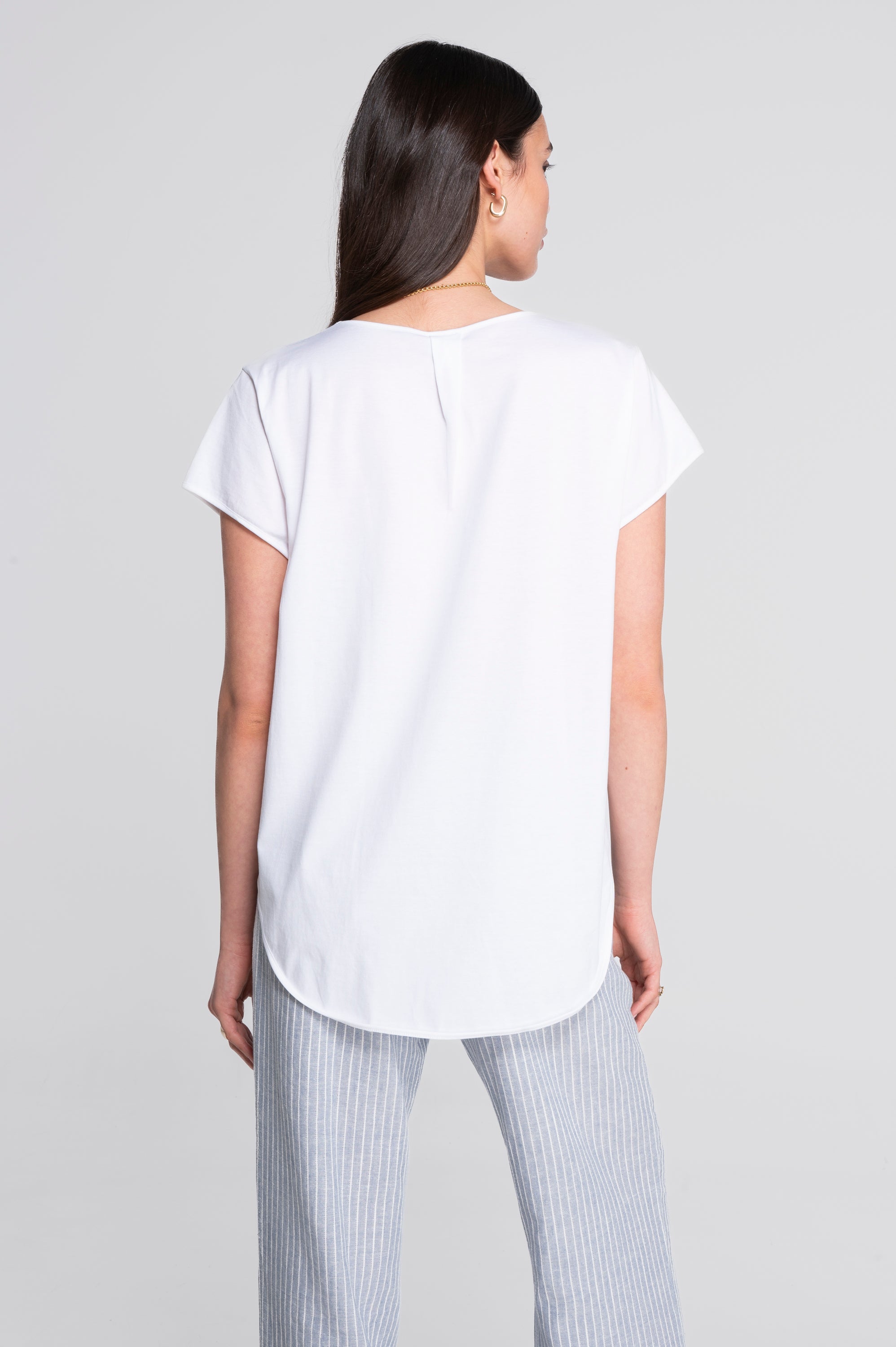V neck flared T-shirt in jersey cotton 407