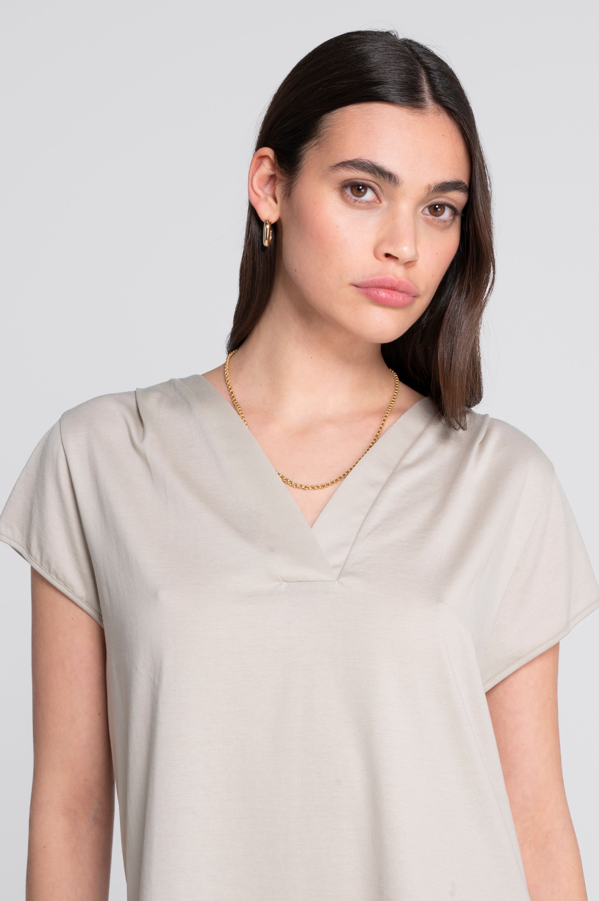V neck flared T-shirt in jersey cotton 407