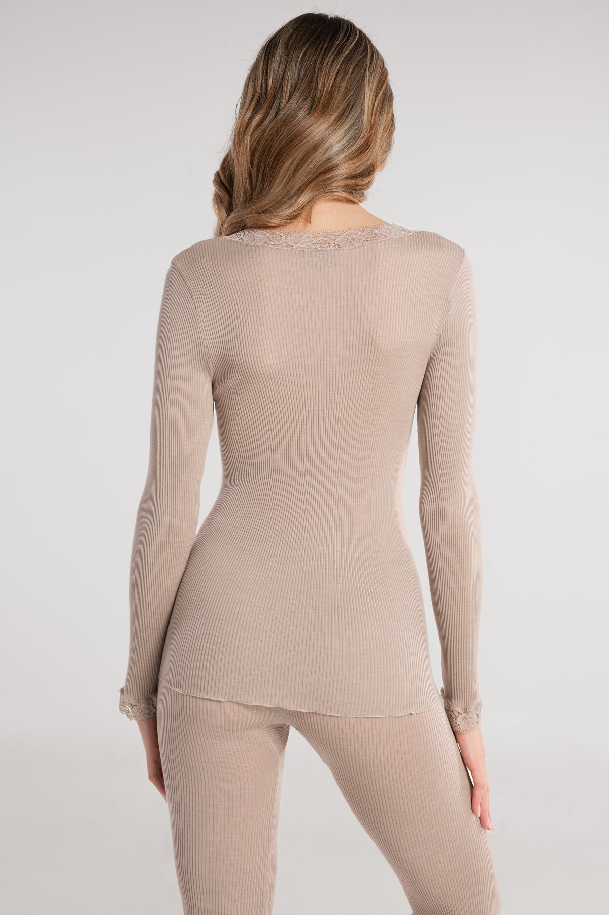 Wool and silk long sleeves shirt with leavers lace 3404
