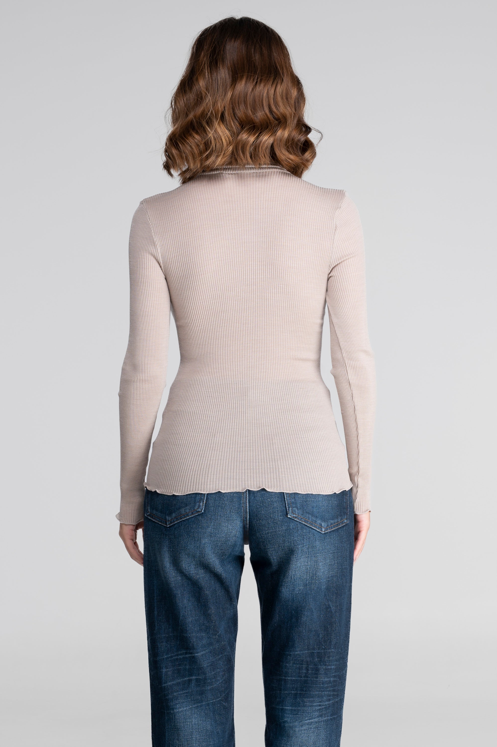 Pull à col roulé en laine et soie 3438