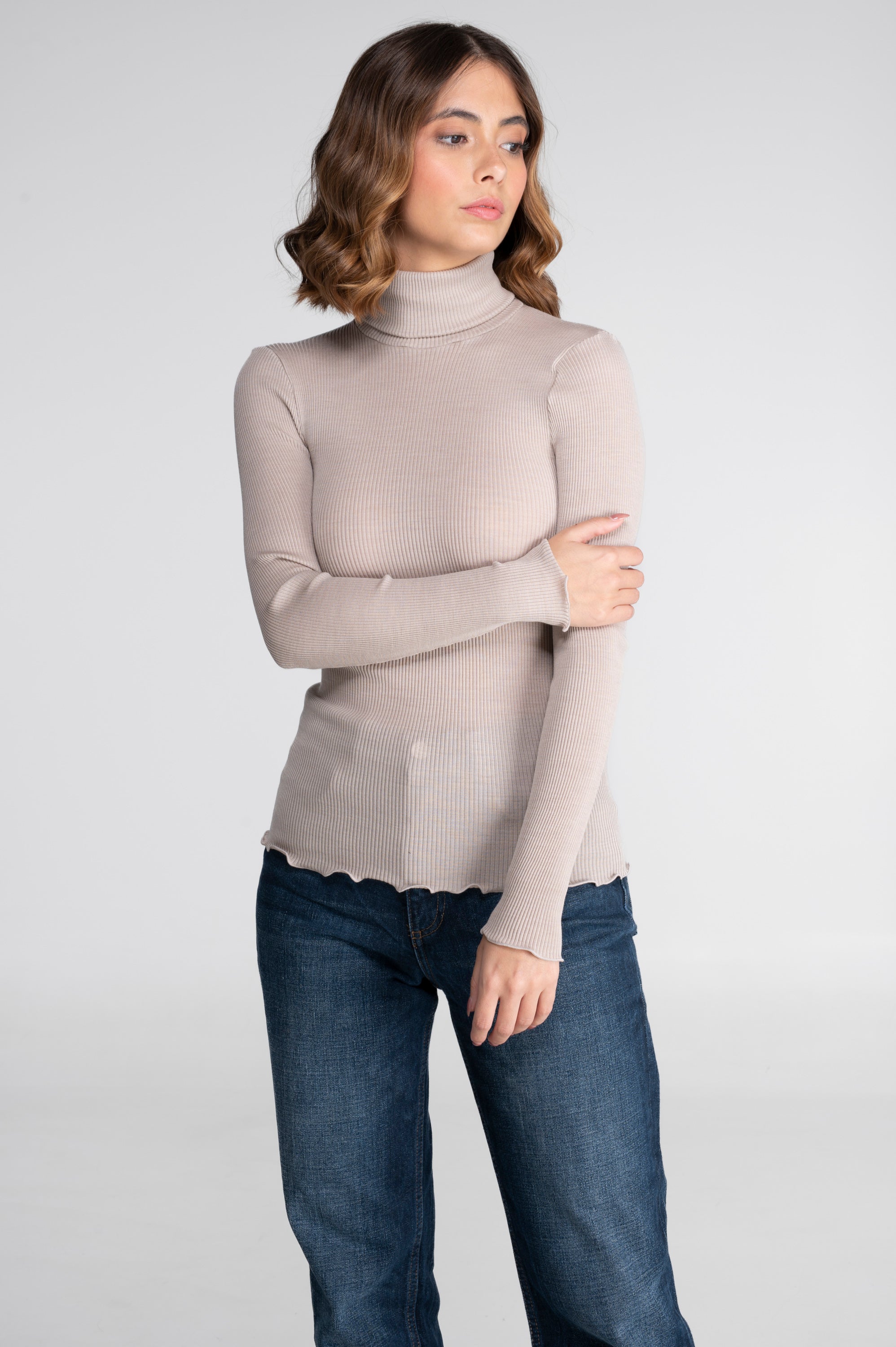 Pull à col roulé en laine et soie 3438