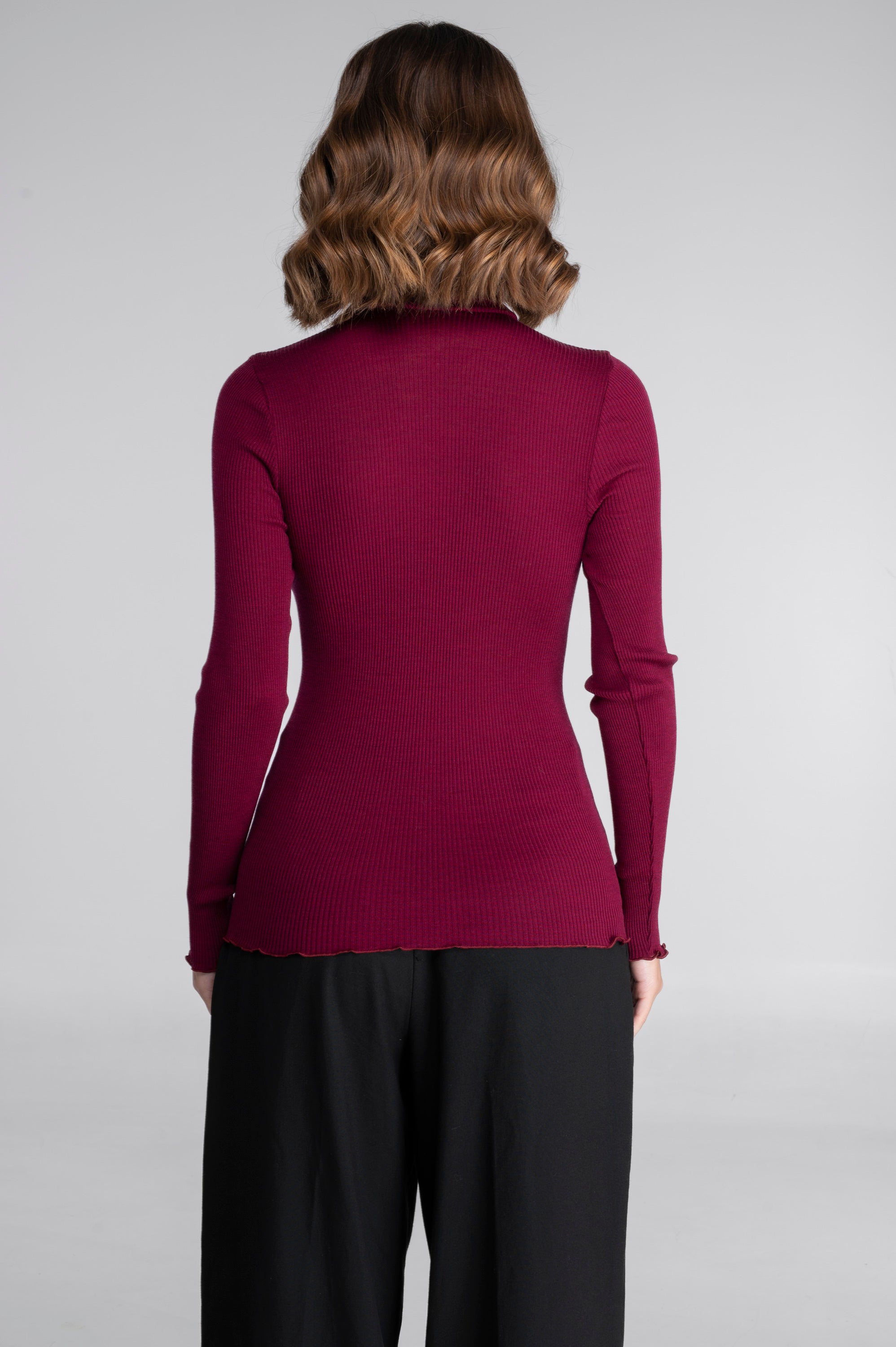 Pull à col roulé en laine et soie 3438