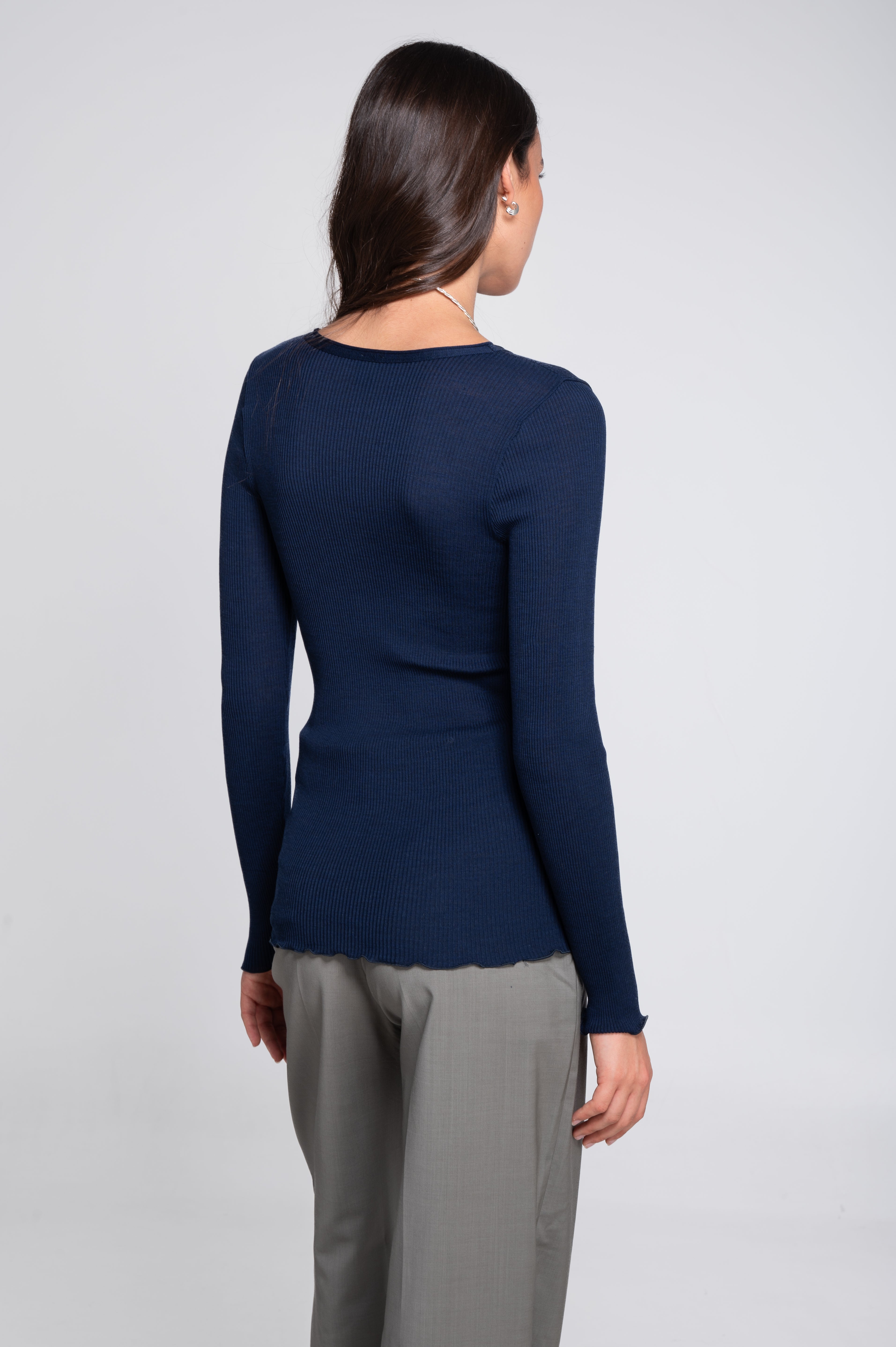 Haut à manches longues en laine et soie côtelée 3446R