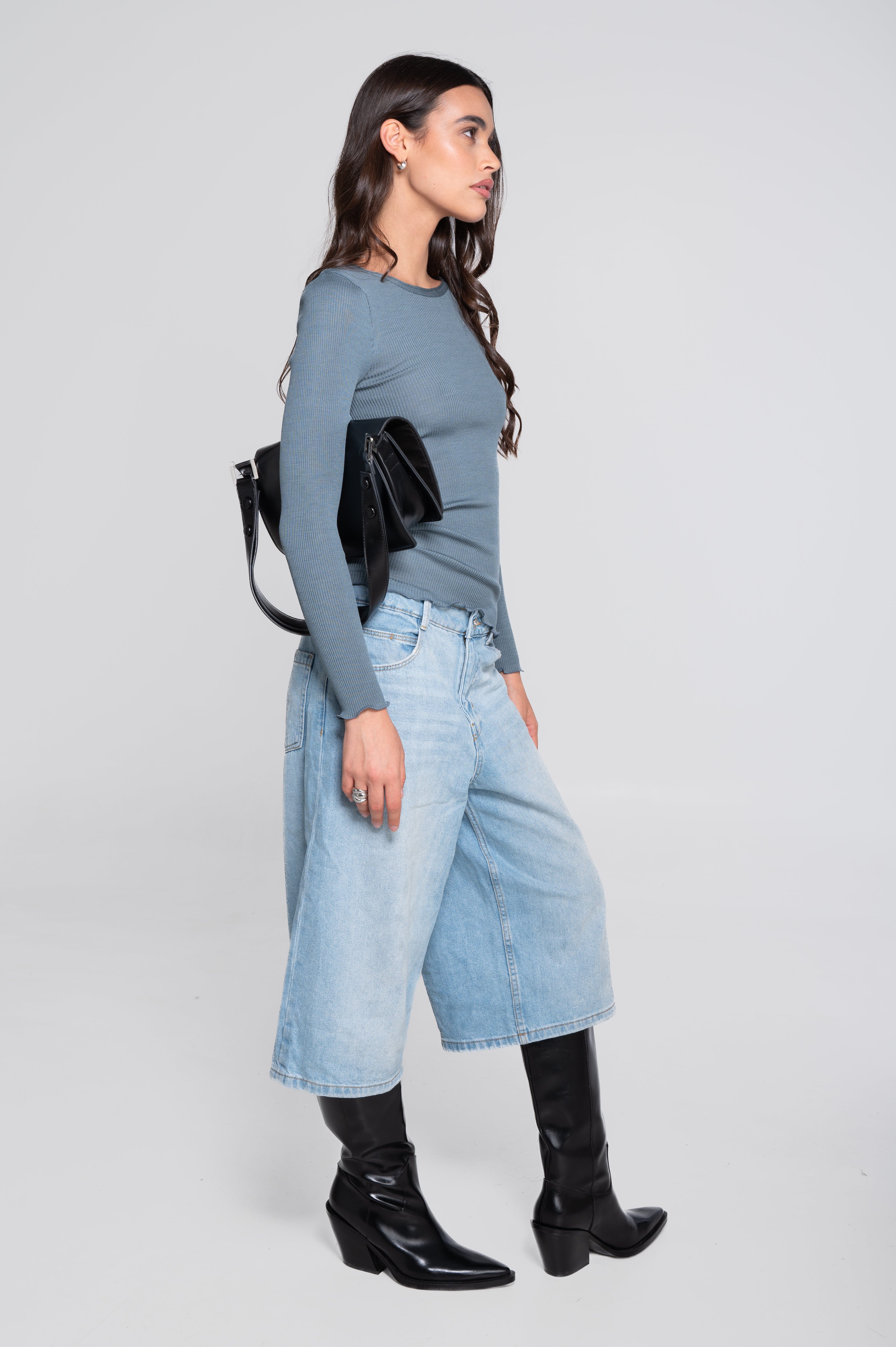 Haut à manches longues en laine et soie côtelée 3446R