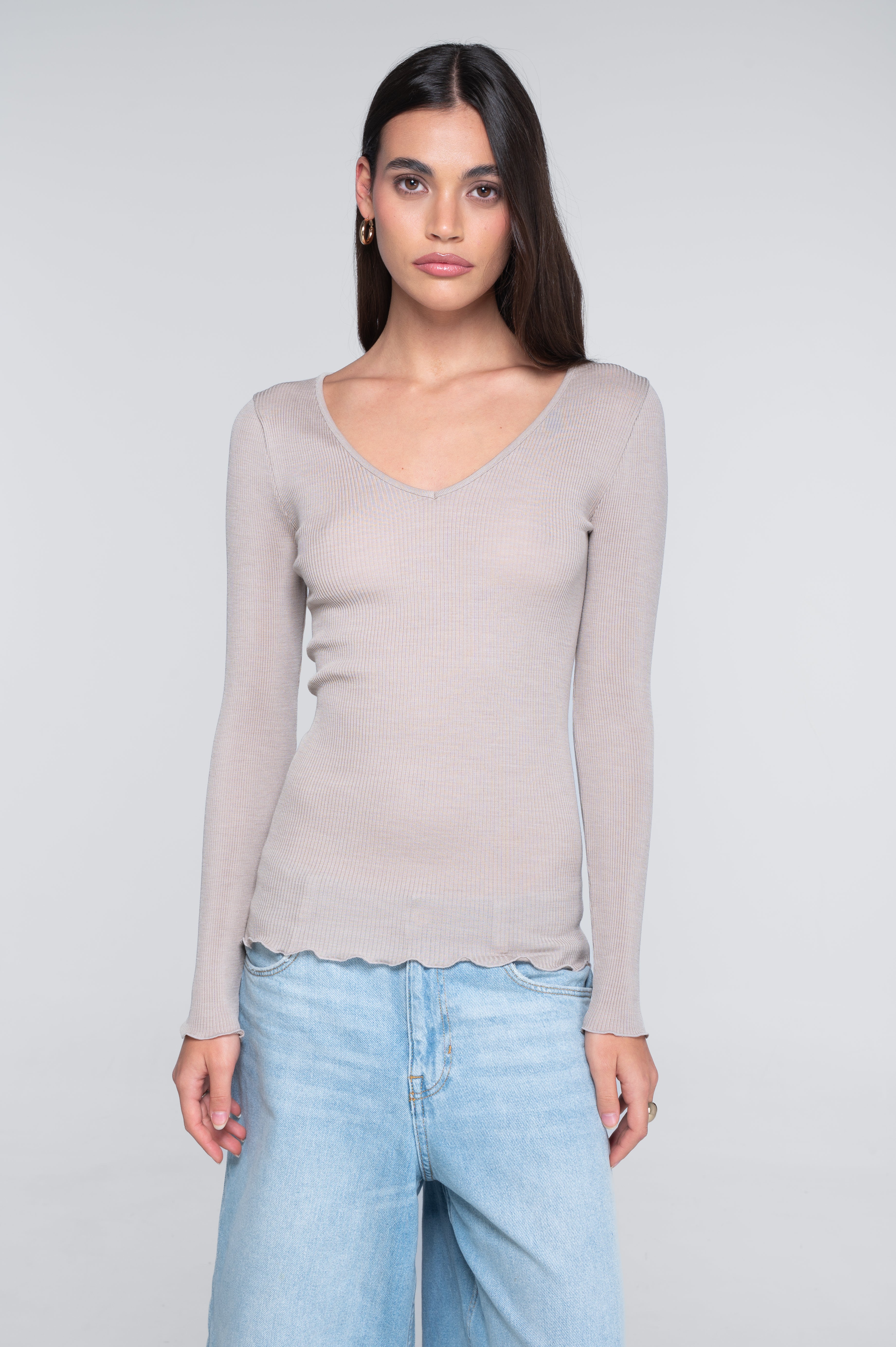 Wool and silk long sleeves V neck shirt 3486