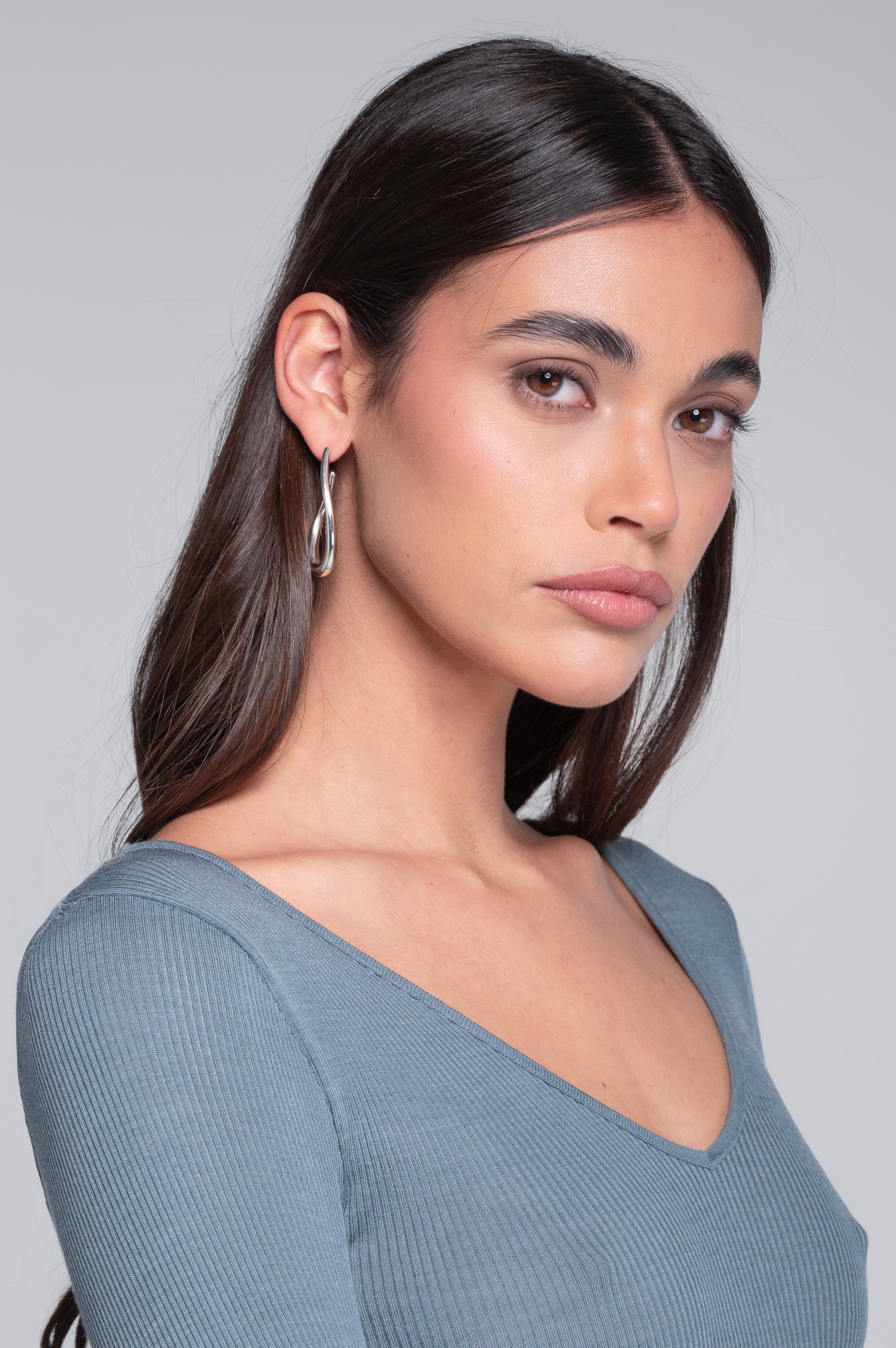 Wool and silk long sleeves V neck shirt 3486