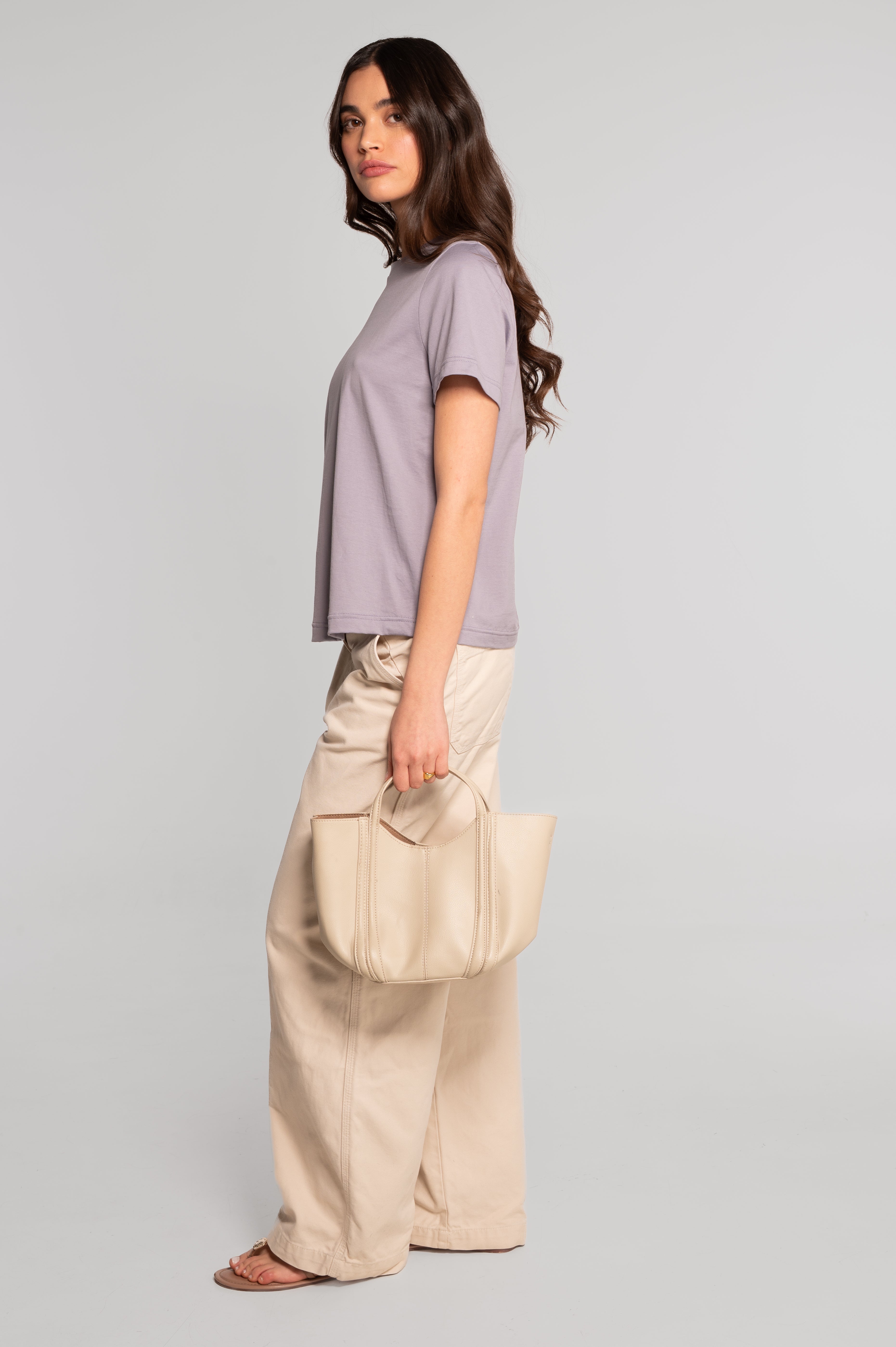 Round neck T-shirt in jersey cotton 409