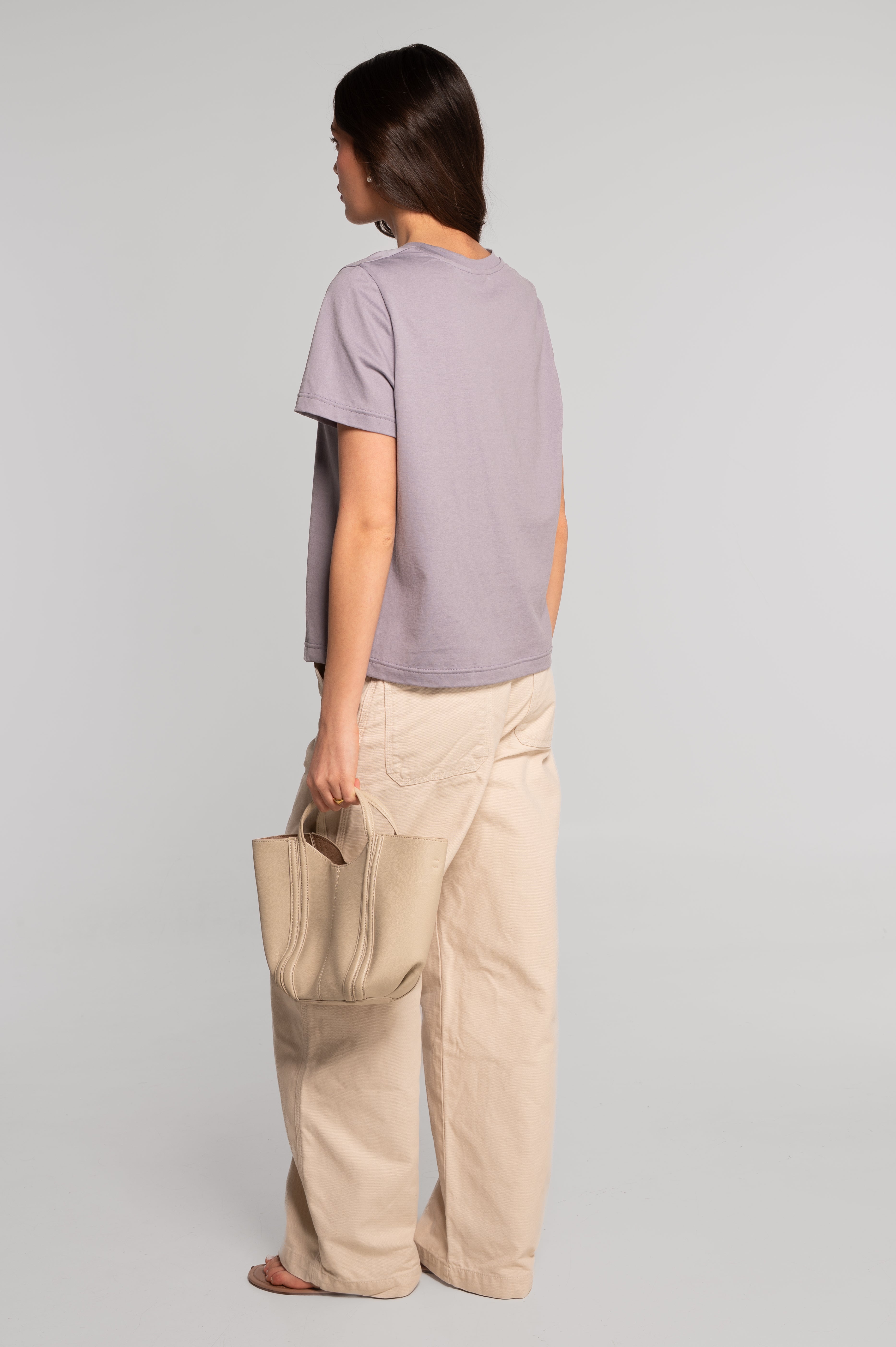 Round neck T-shirt in jersey cotton 409