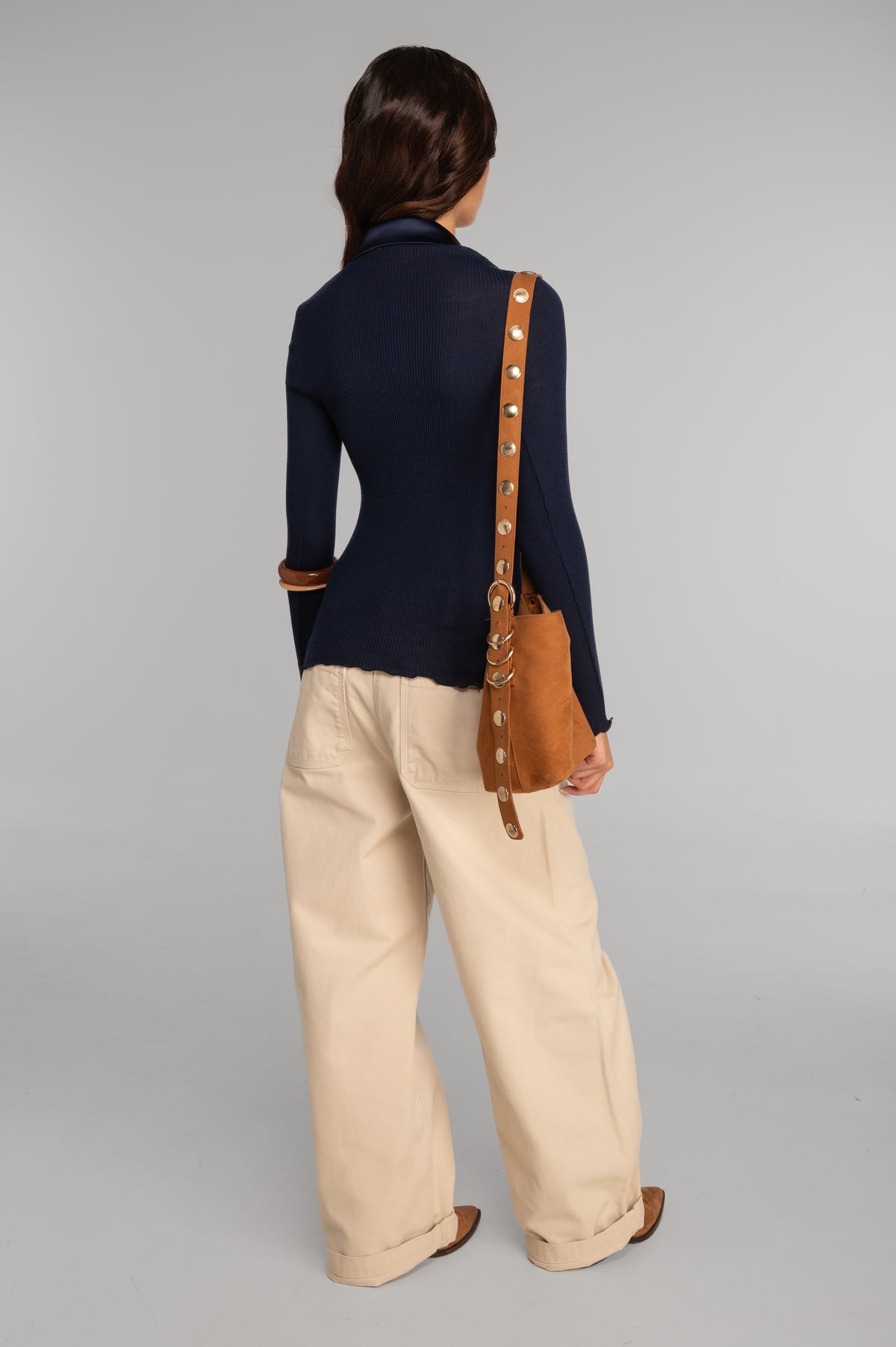 Maglia a maniche lunghe in lana e seta con colletto polo in raso 6349