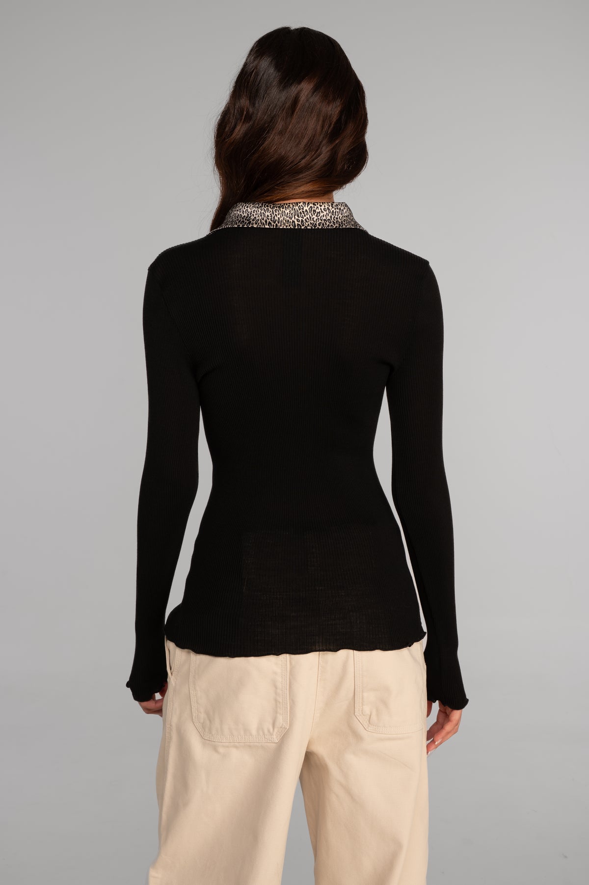 Wool and silk long sleeves shirt with satin details 6350