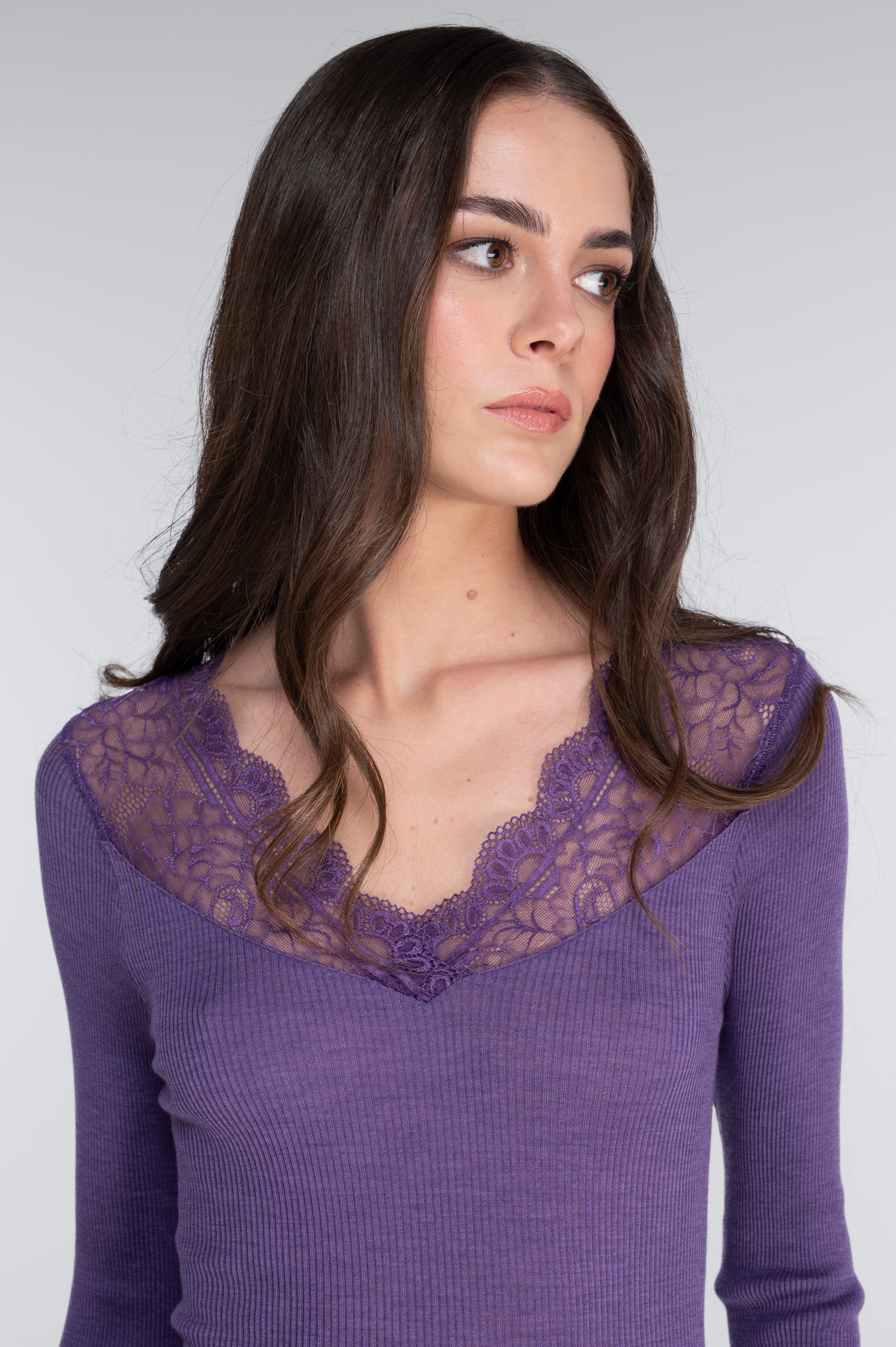 Chemise à manches longues en laine et soie avec dentelle Leavers 7410