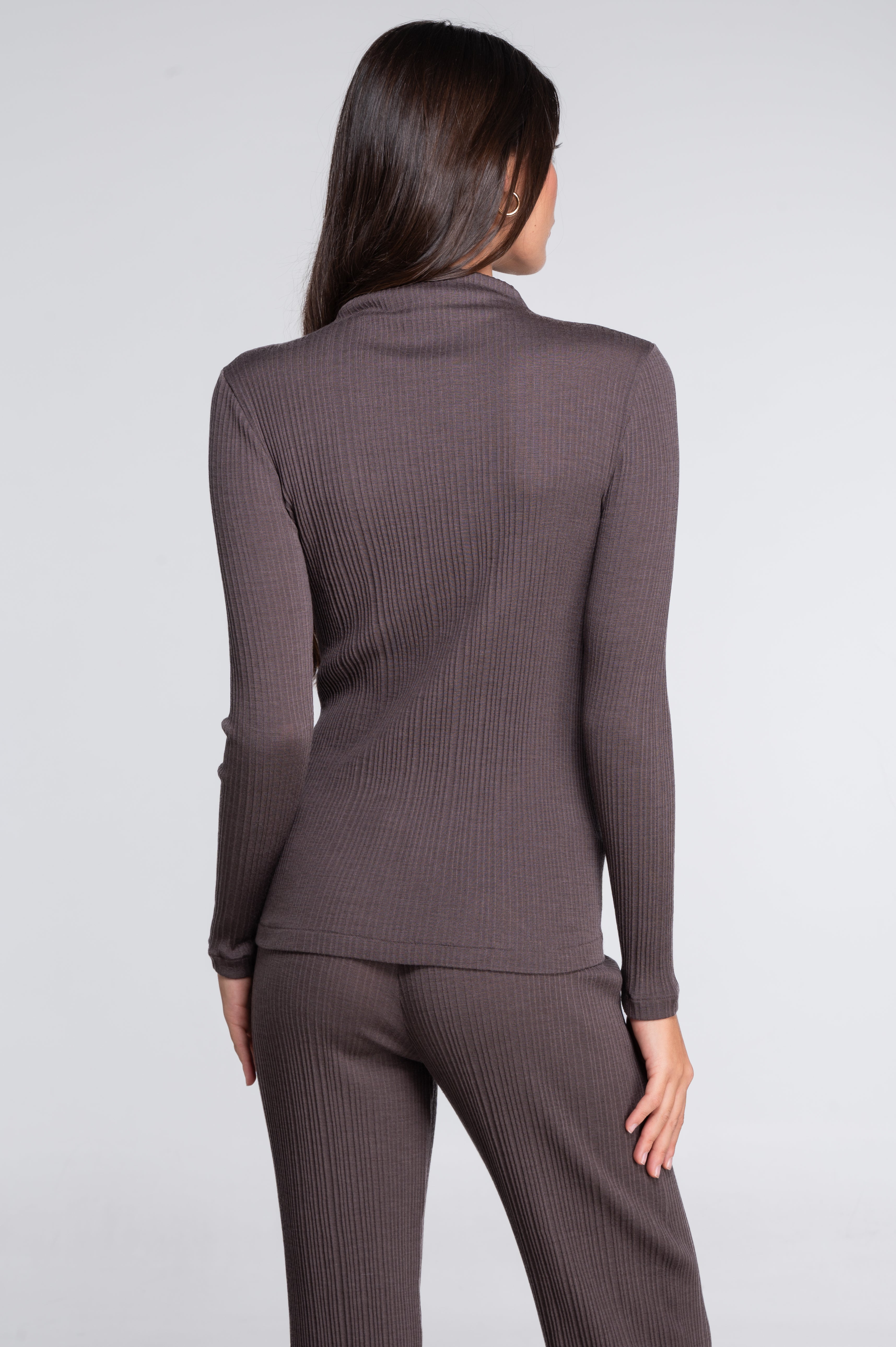 Haut à manches longues et col montant en laine et soie 7466