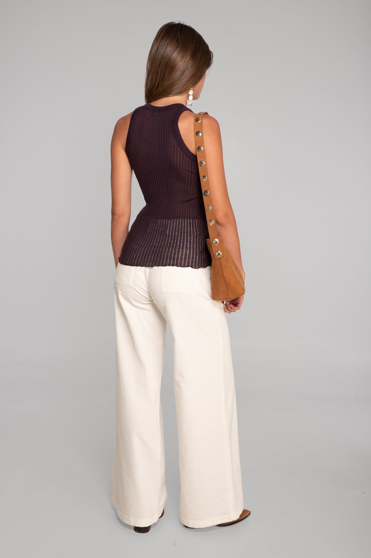 Sleeveless halterneck top in ajouré wool and silk 7490