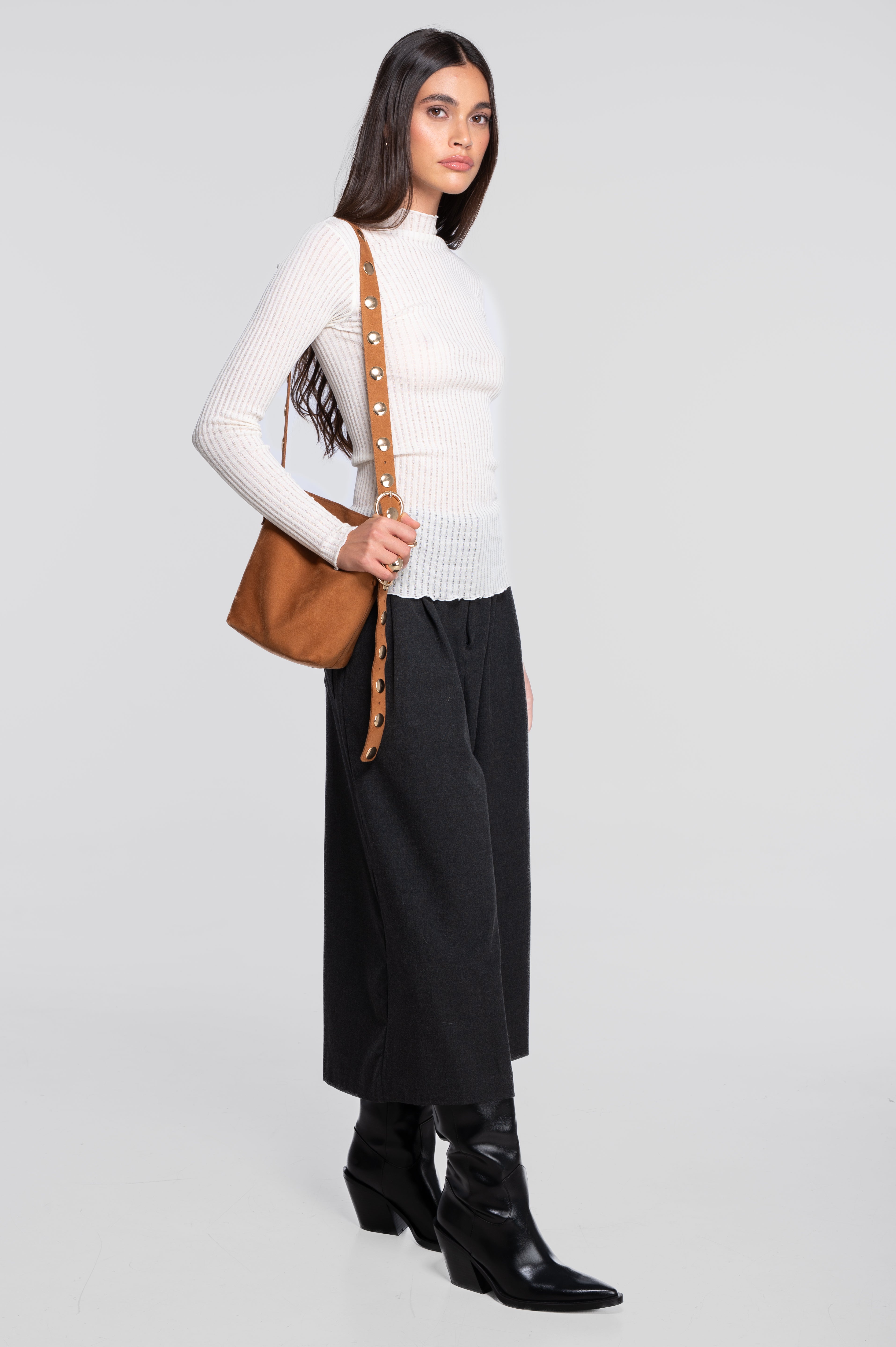 Haut à manches longues et col montant en laine et soie ajourée 7494