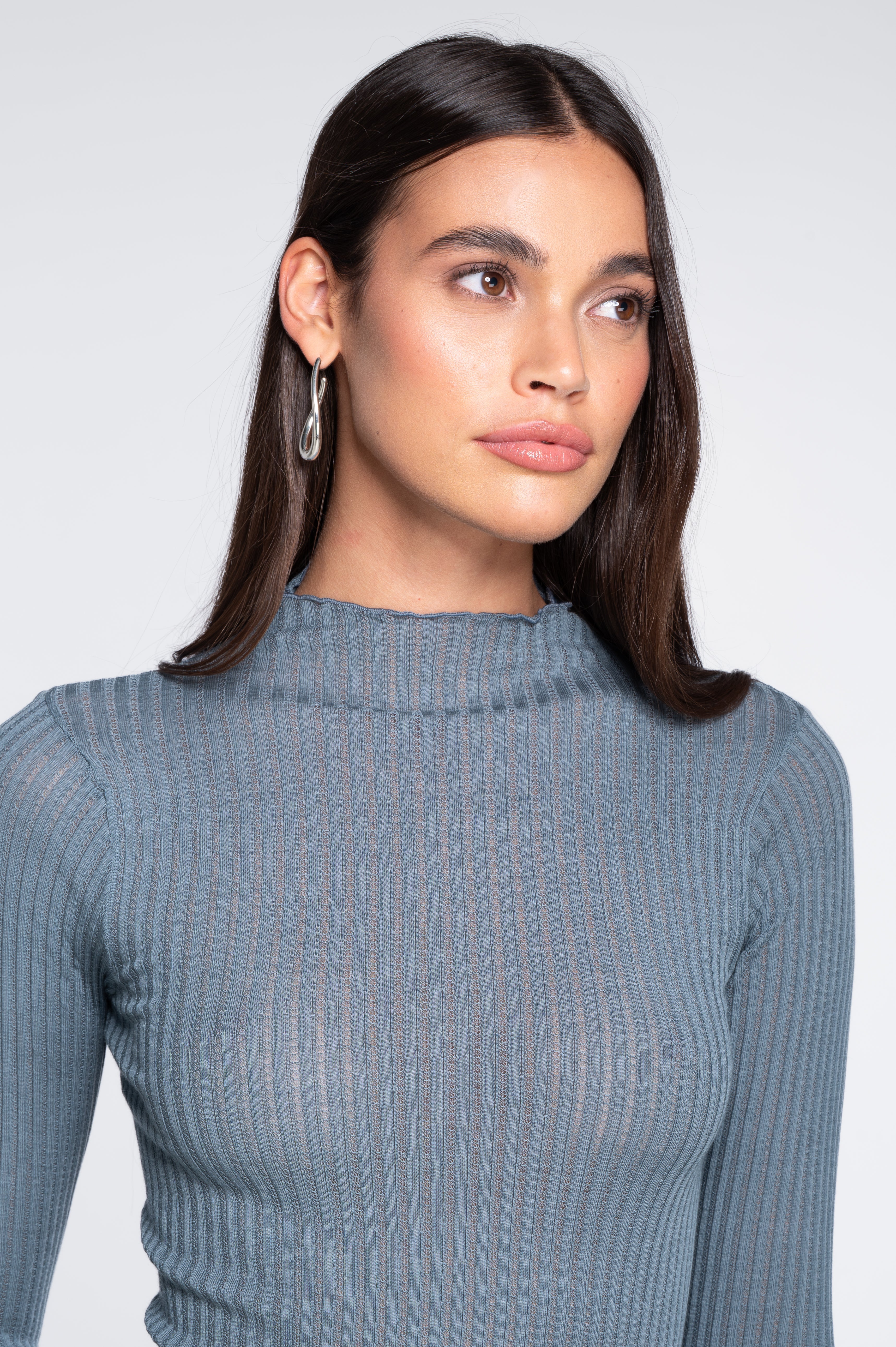 Long sleeves mock neck shirt in ajouré wool and silk 7494