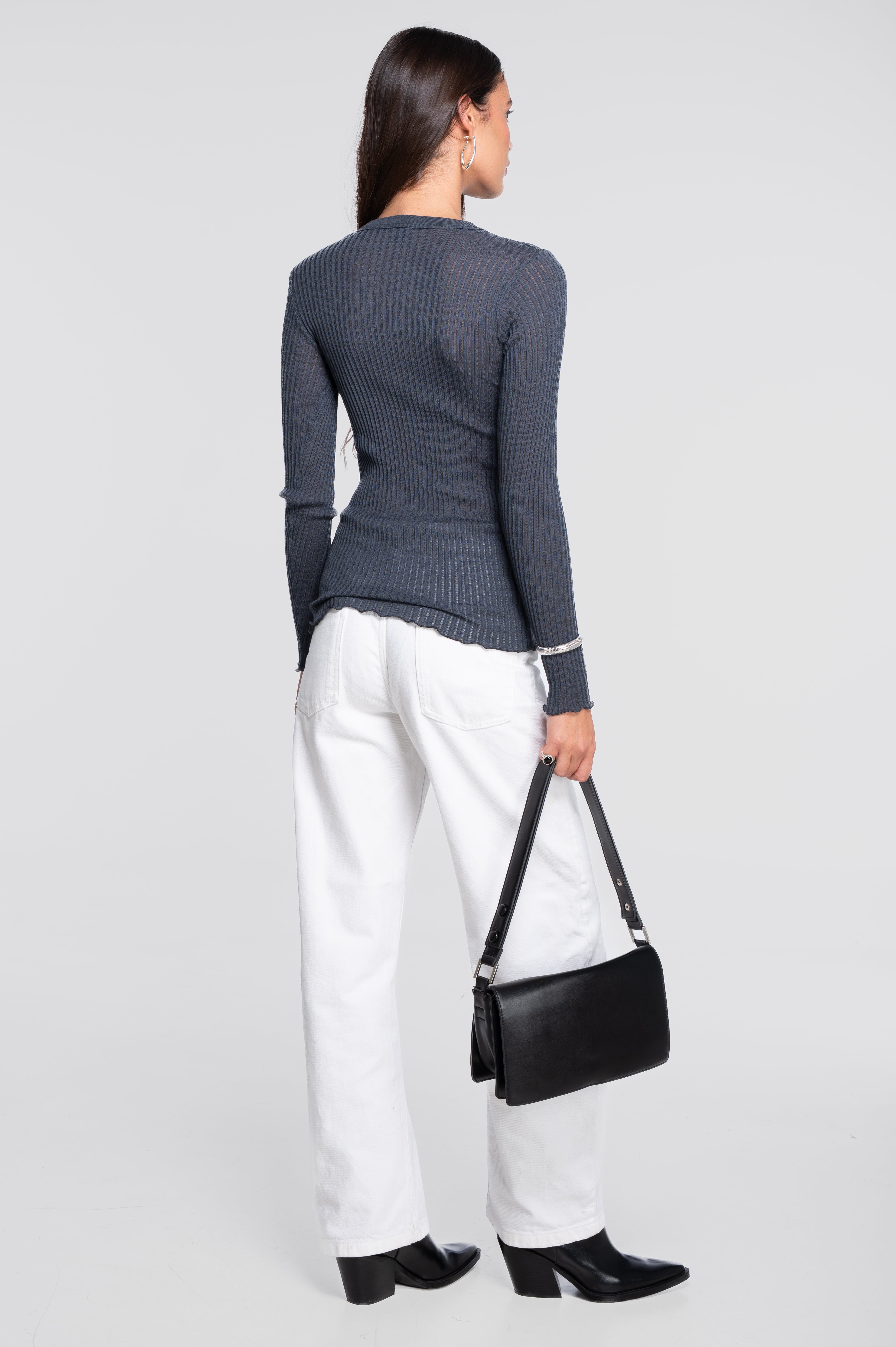 Haut à manches longues col rond en laine ajourée et soie 7496