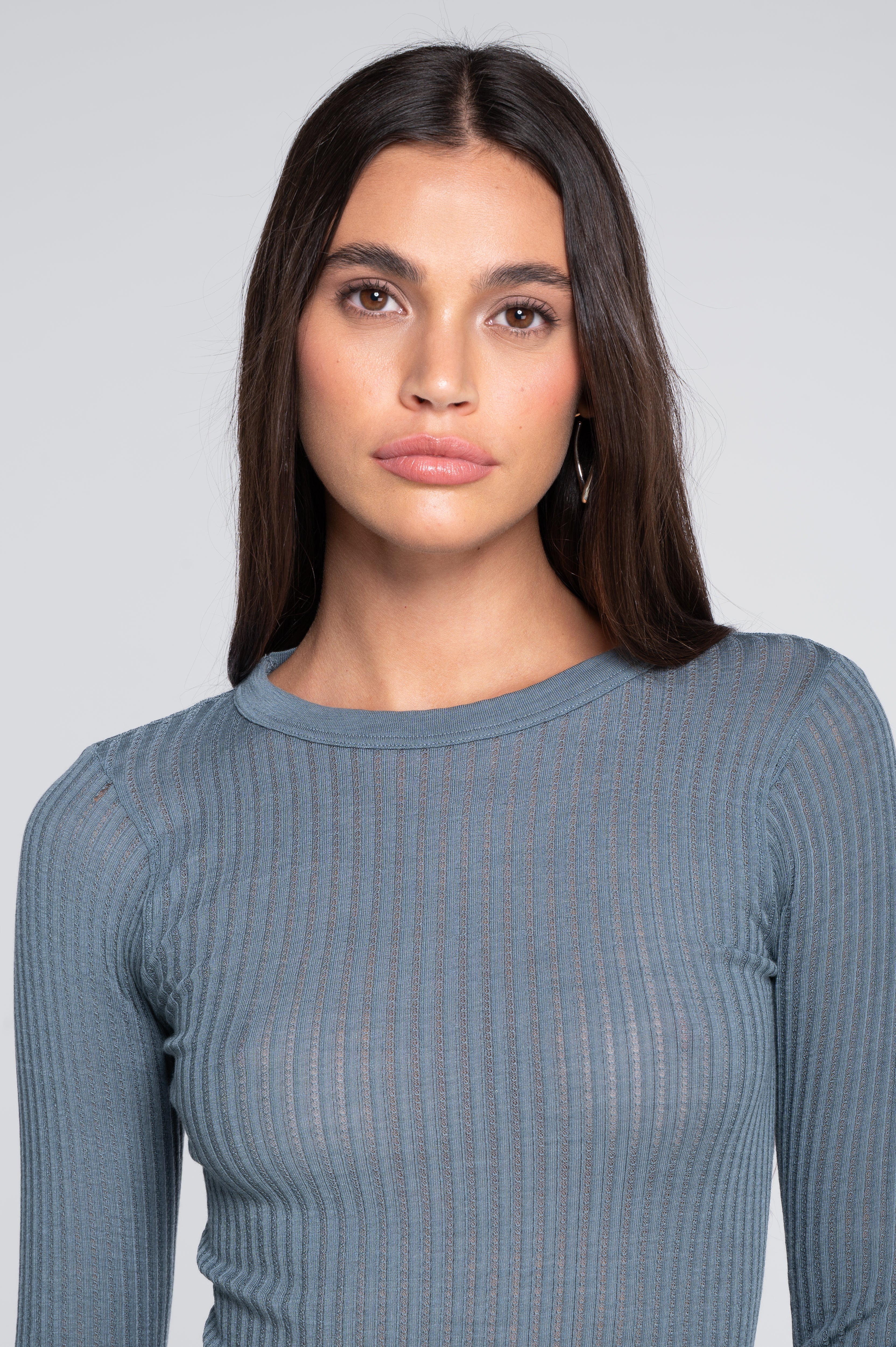 Long sleeves round neck shirt in ajouré wool and silk 7496