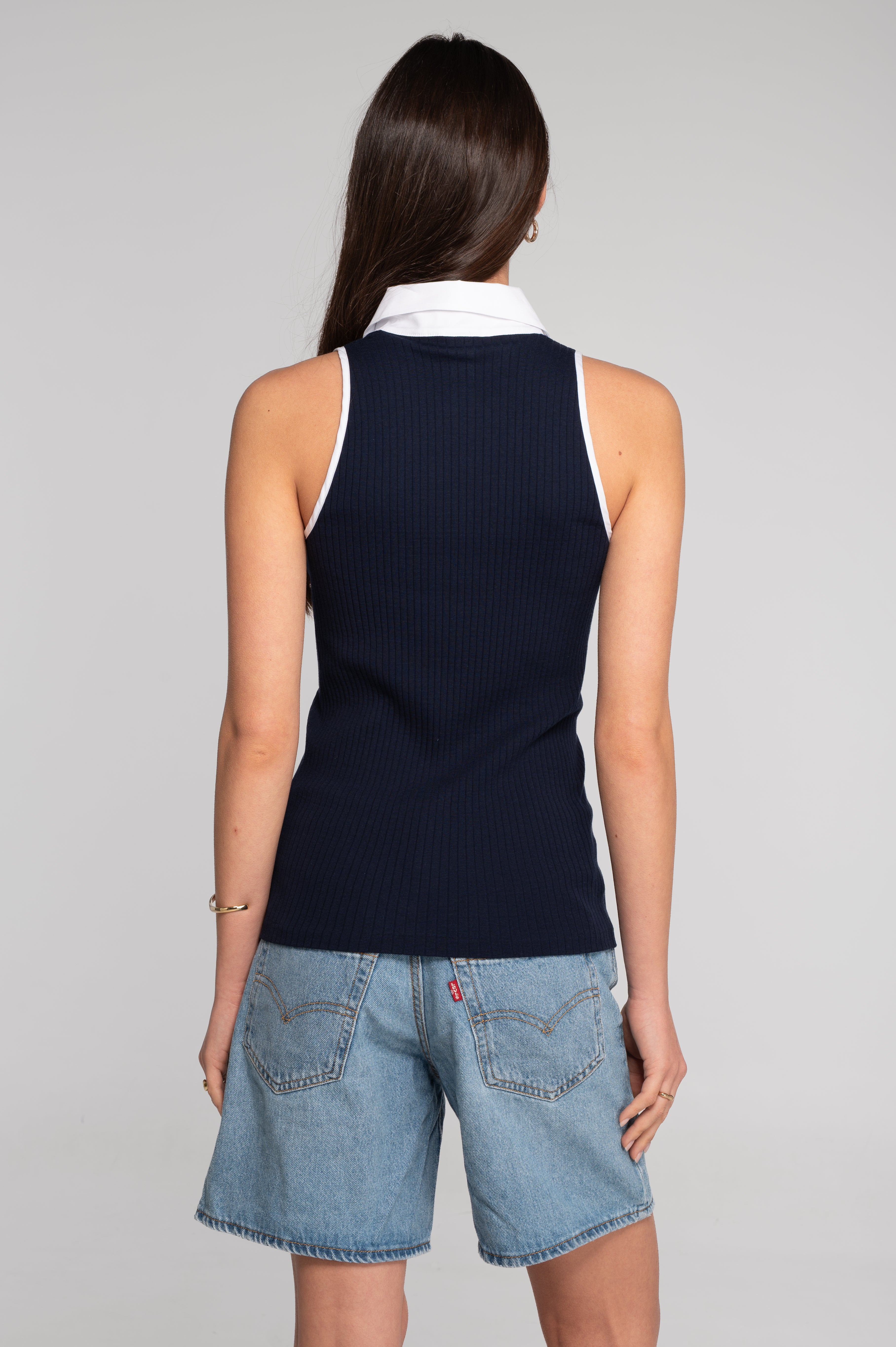 Cotton top with poplin henley neckline 7569