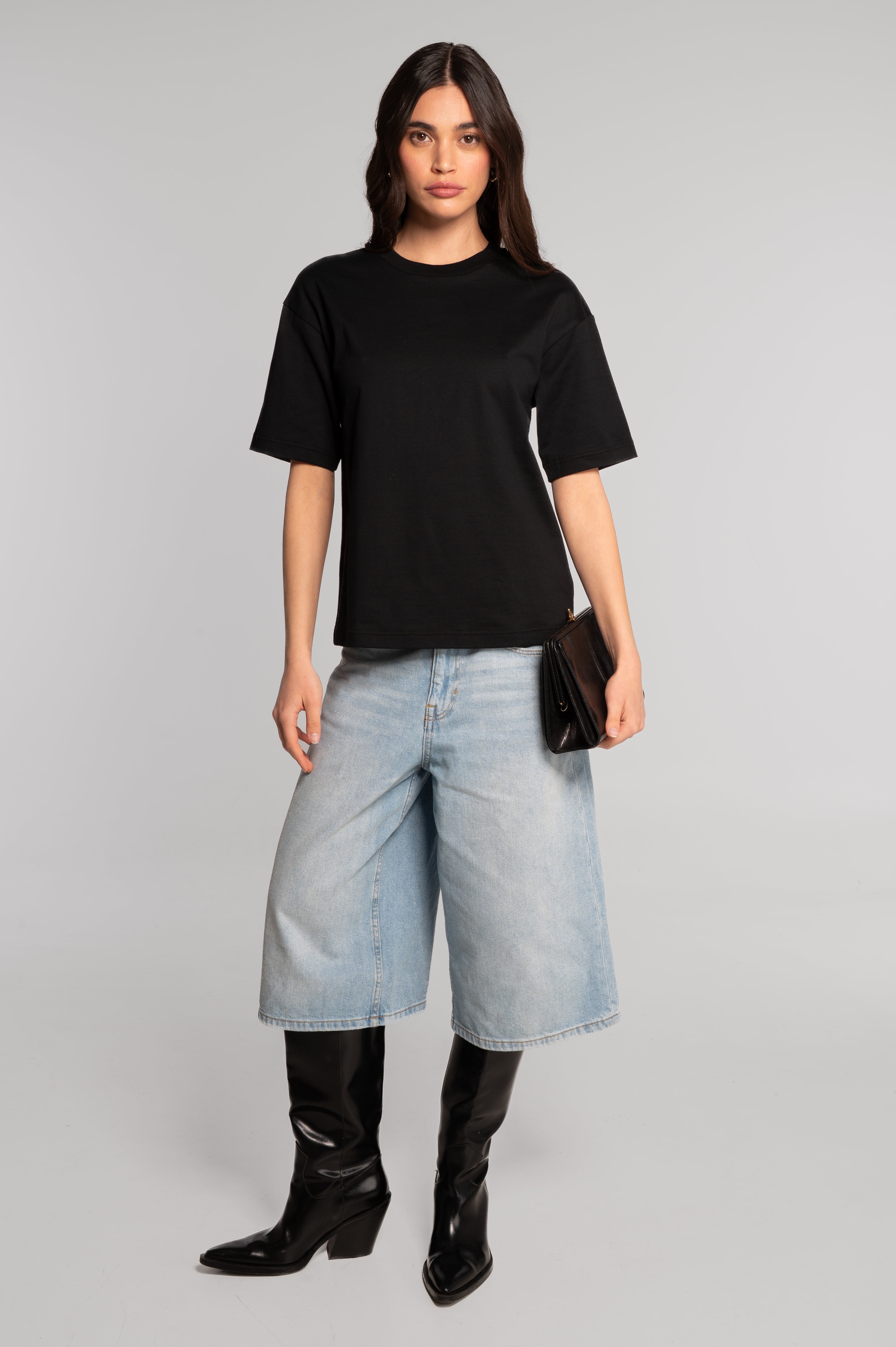 T-shirt girocollo in jersey di cotone pesante 7571