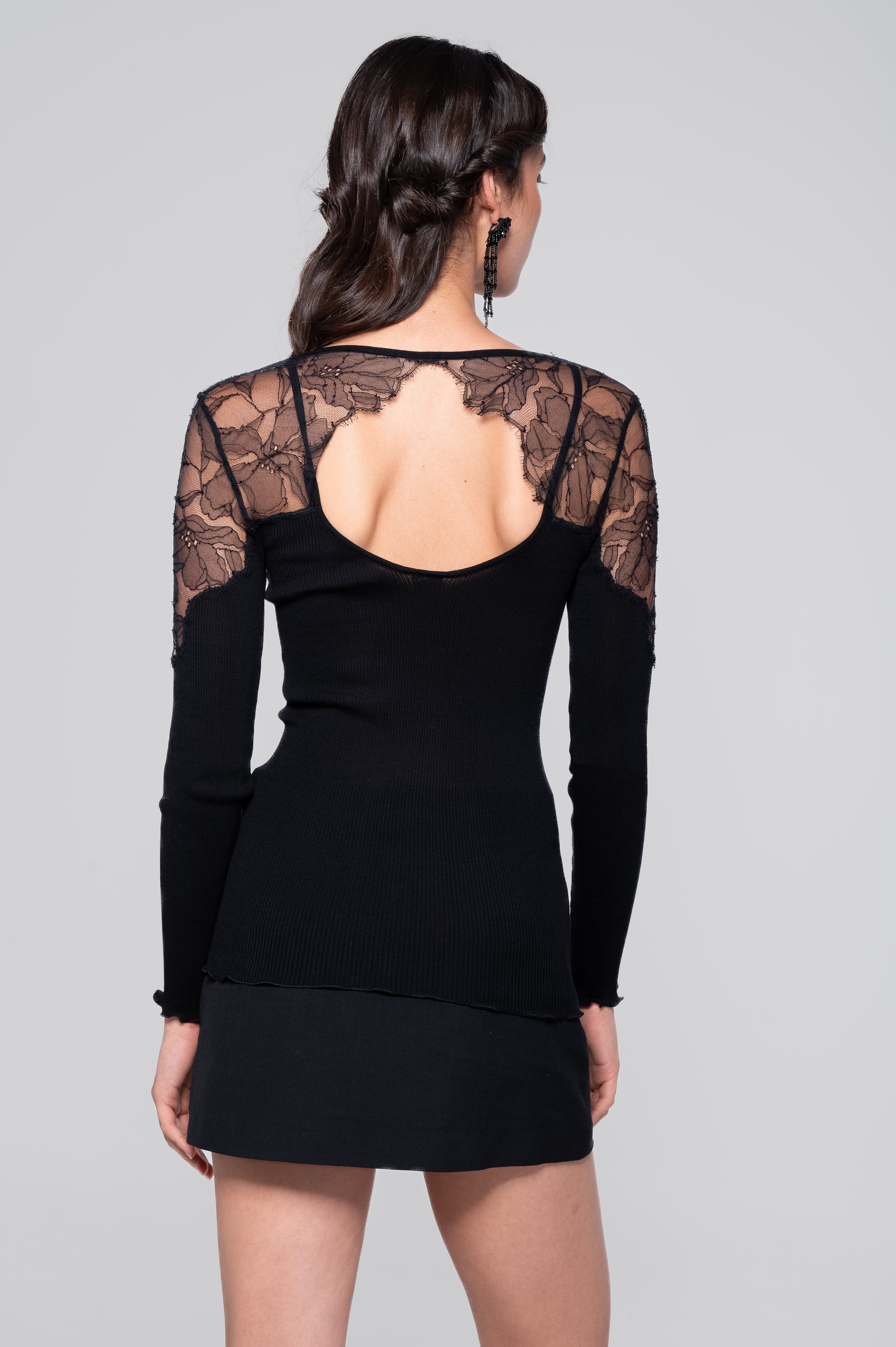 Longsleeves Woman70% Wool , 30% Silk 7602