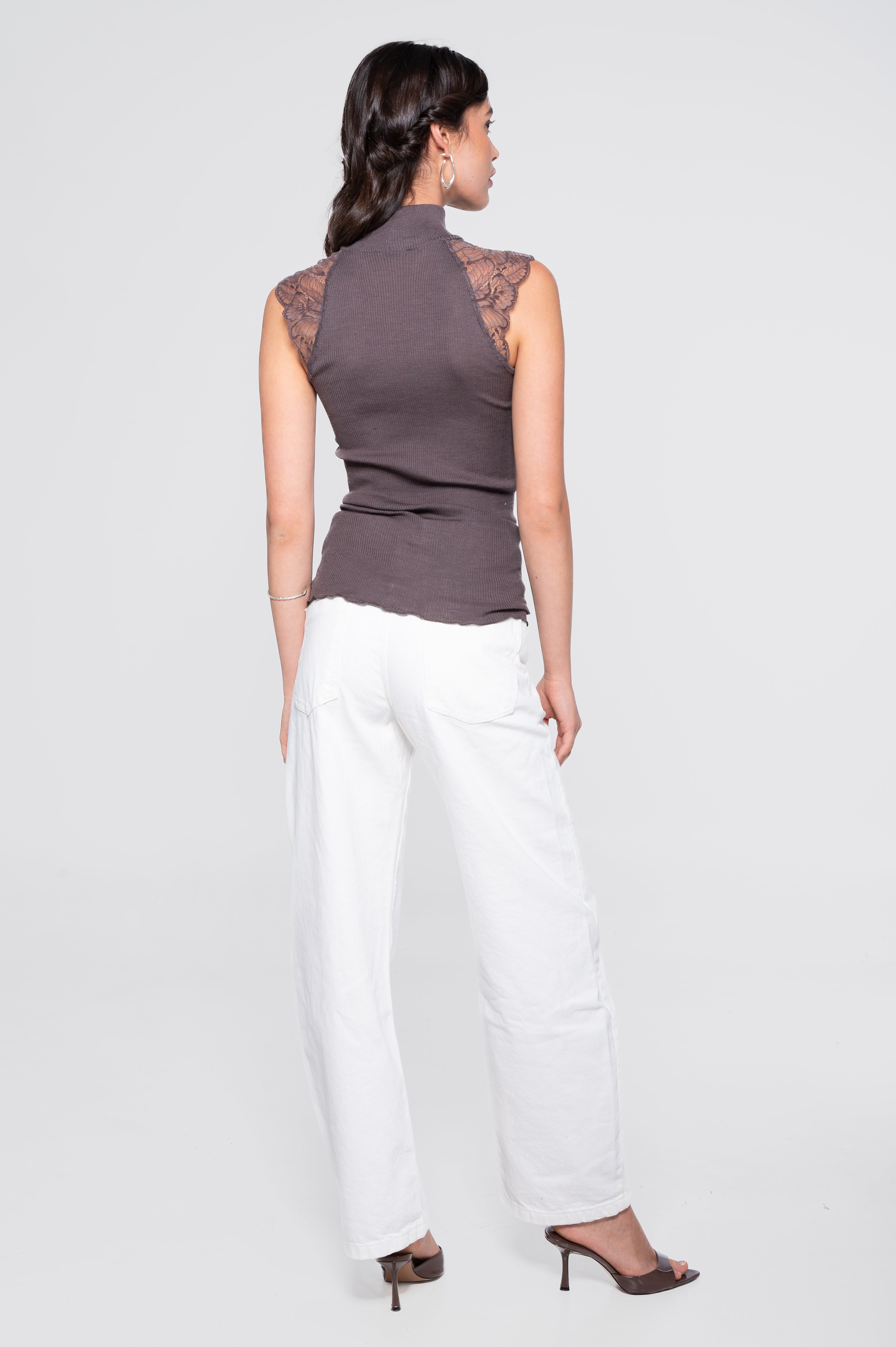 Wool and silk sleeveless mock neck top with Leavers lace 7611