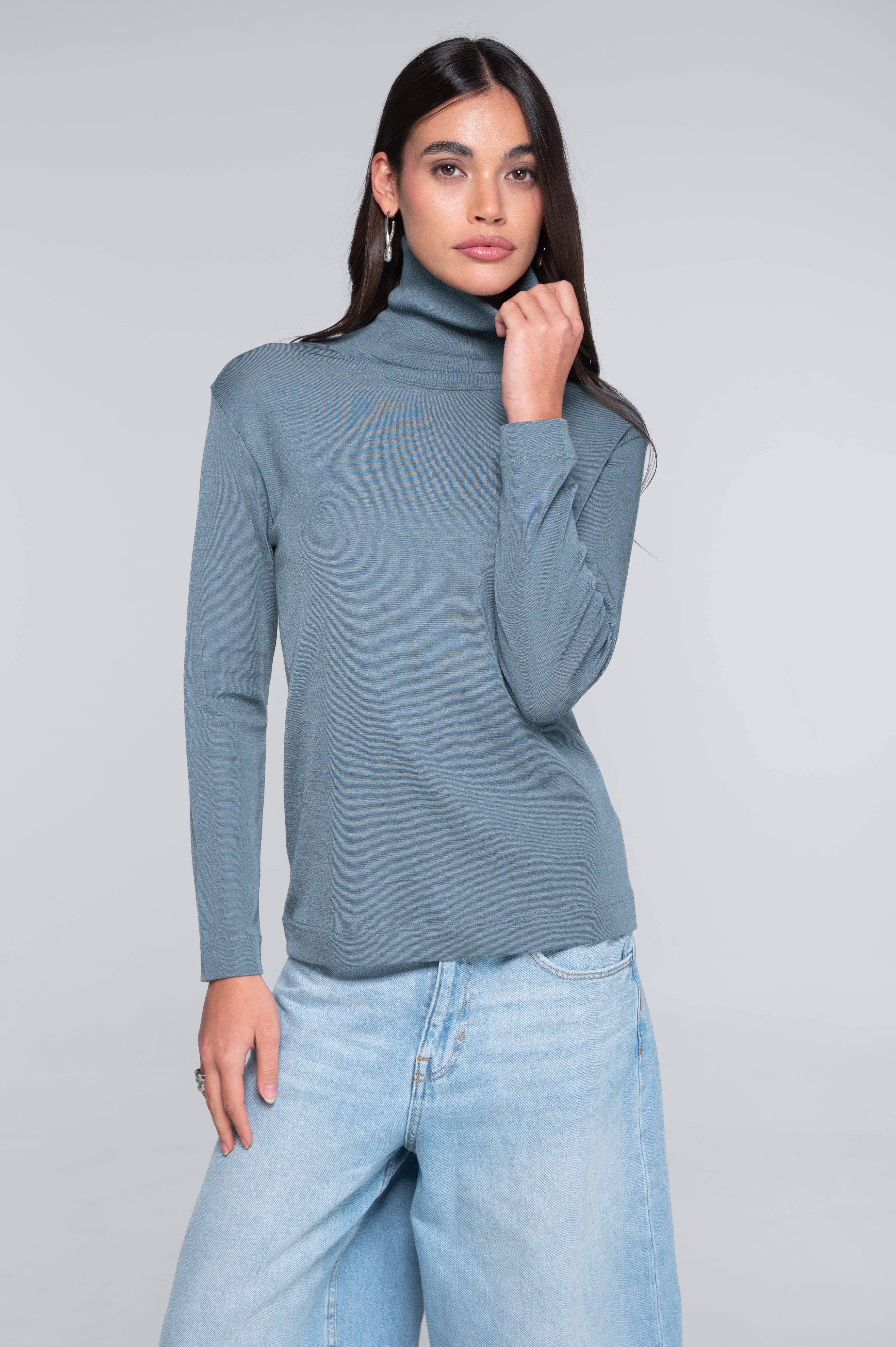 Wool and silk long sleeves turtleneck shirt 7635