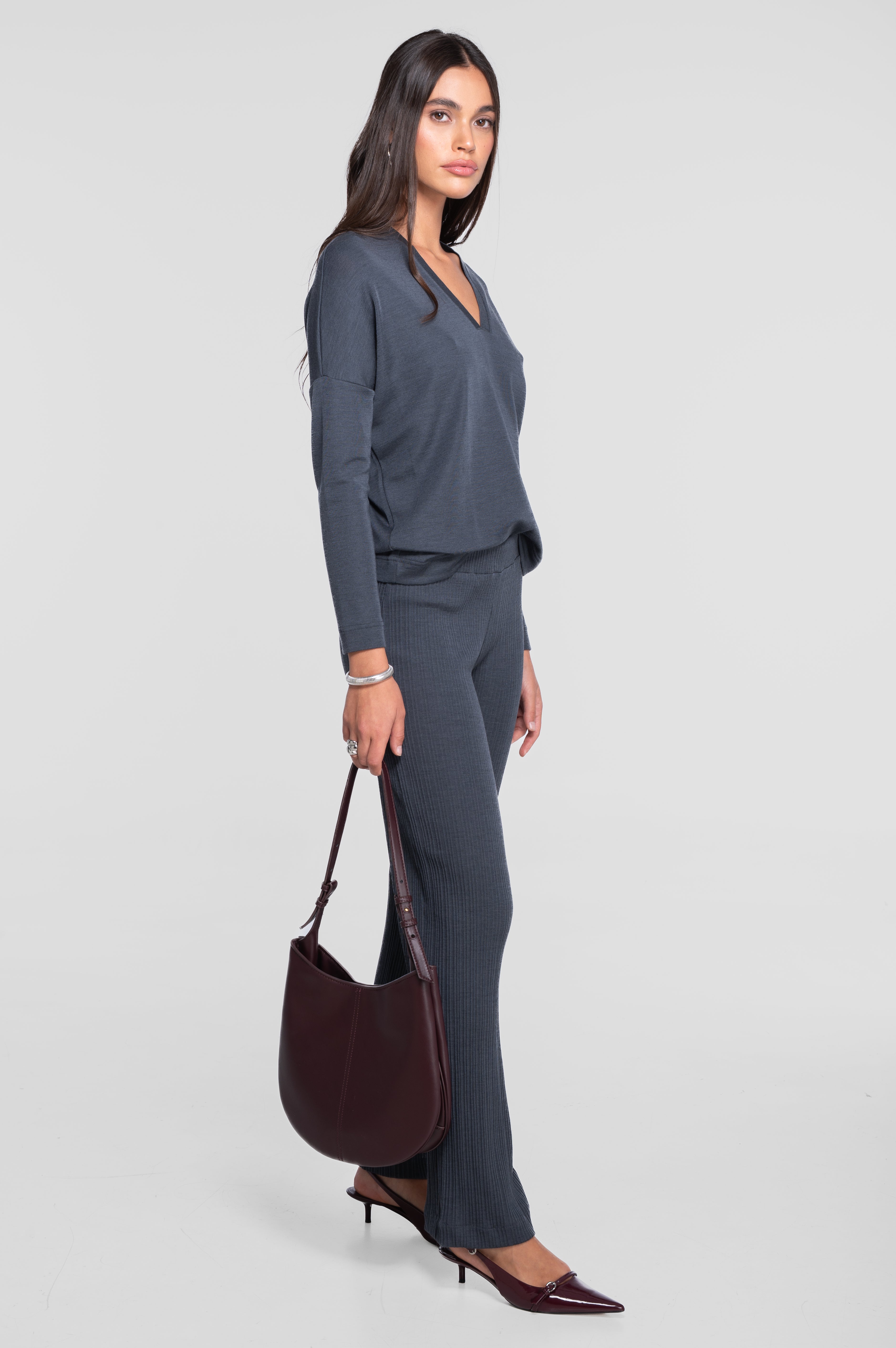 Wool and silk long sleeves V neck shirt 7636