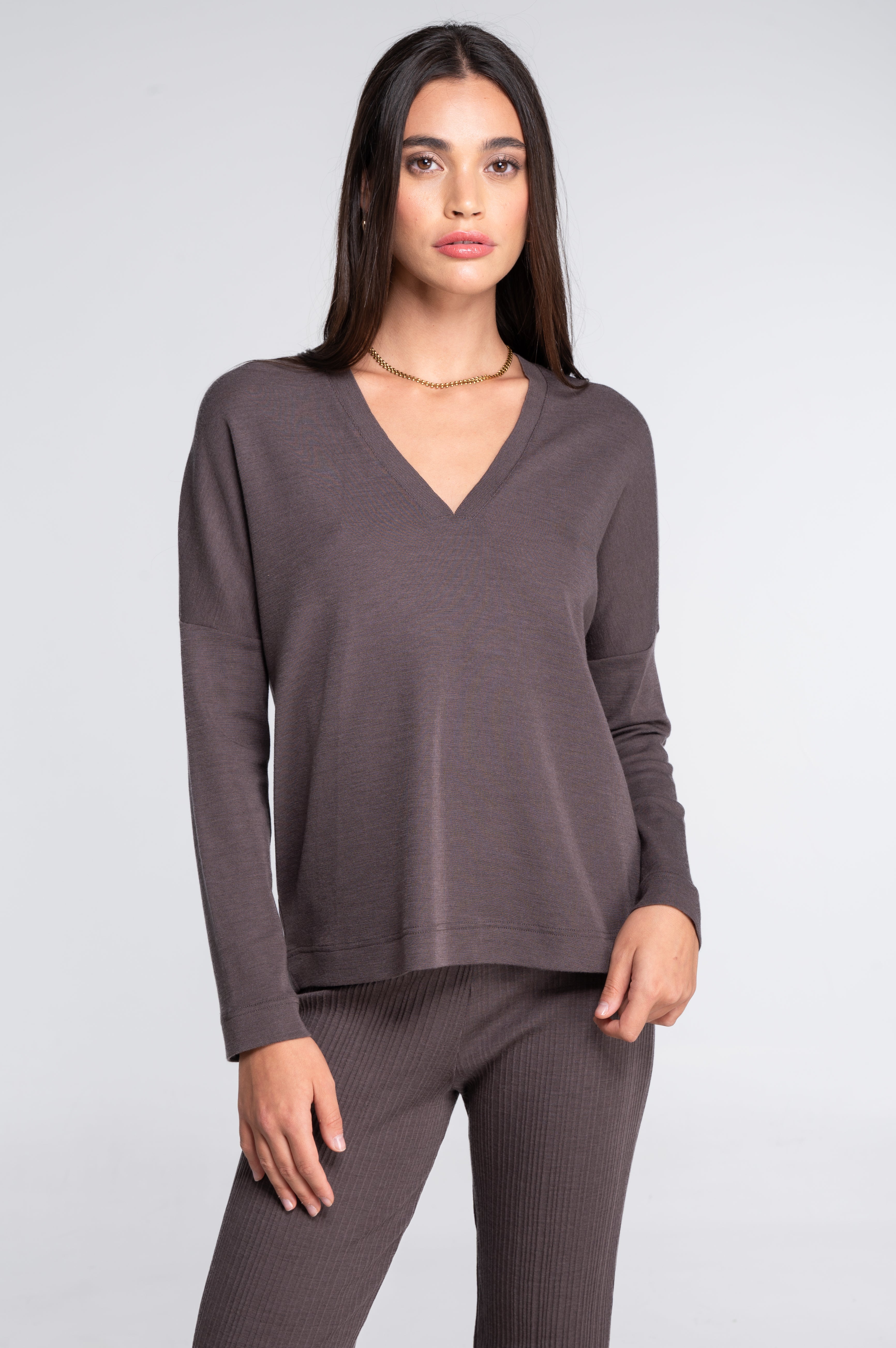 Wool and silk long sleeves V neck shirt 7636