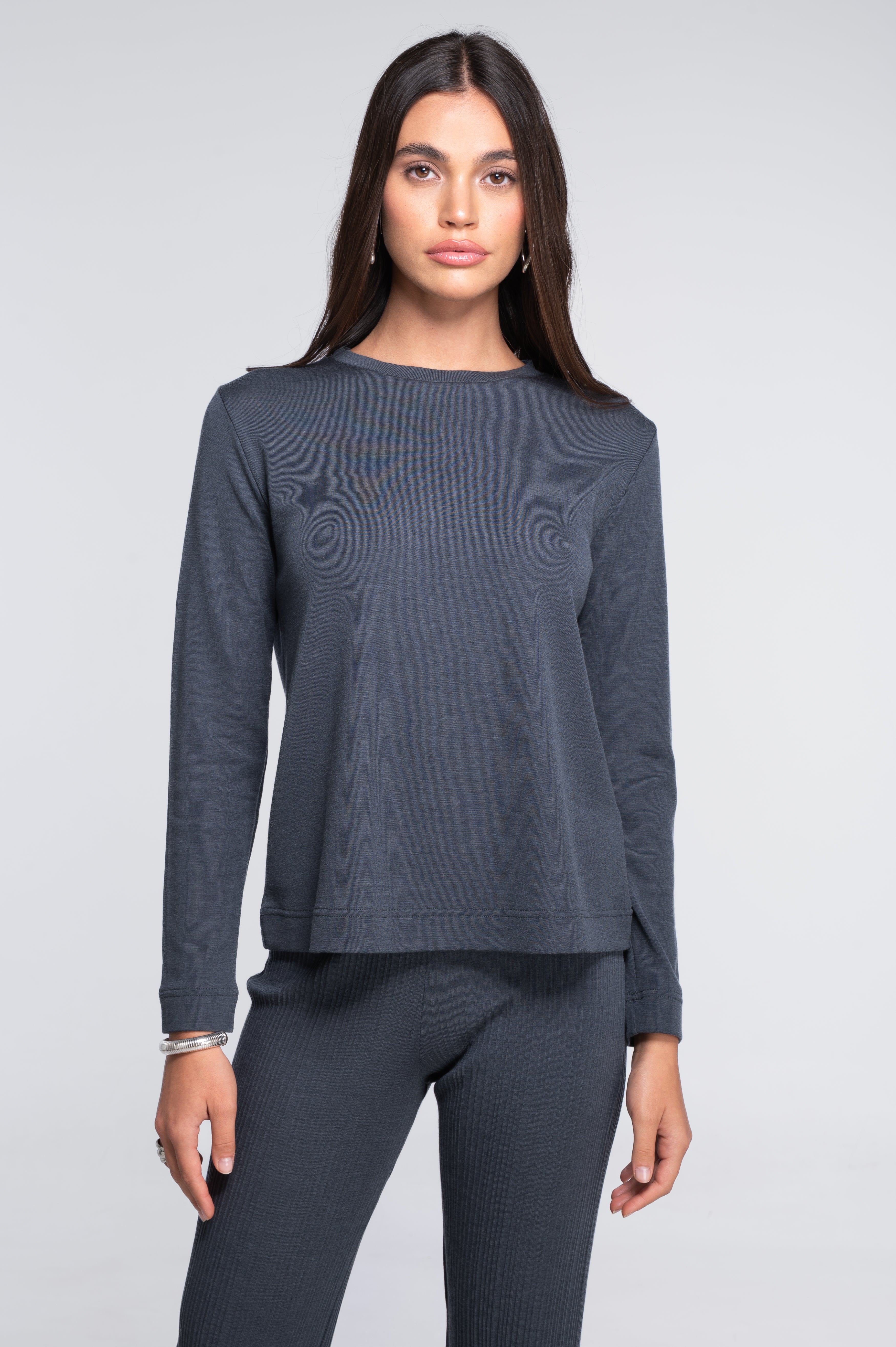 Wool and silk long sleeves roundneck shirt 7637