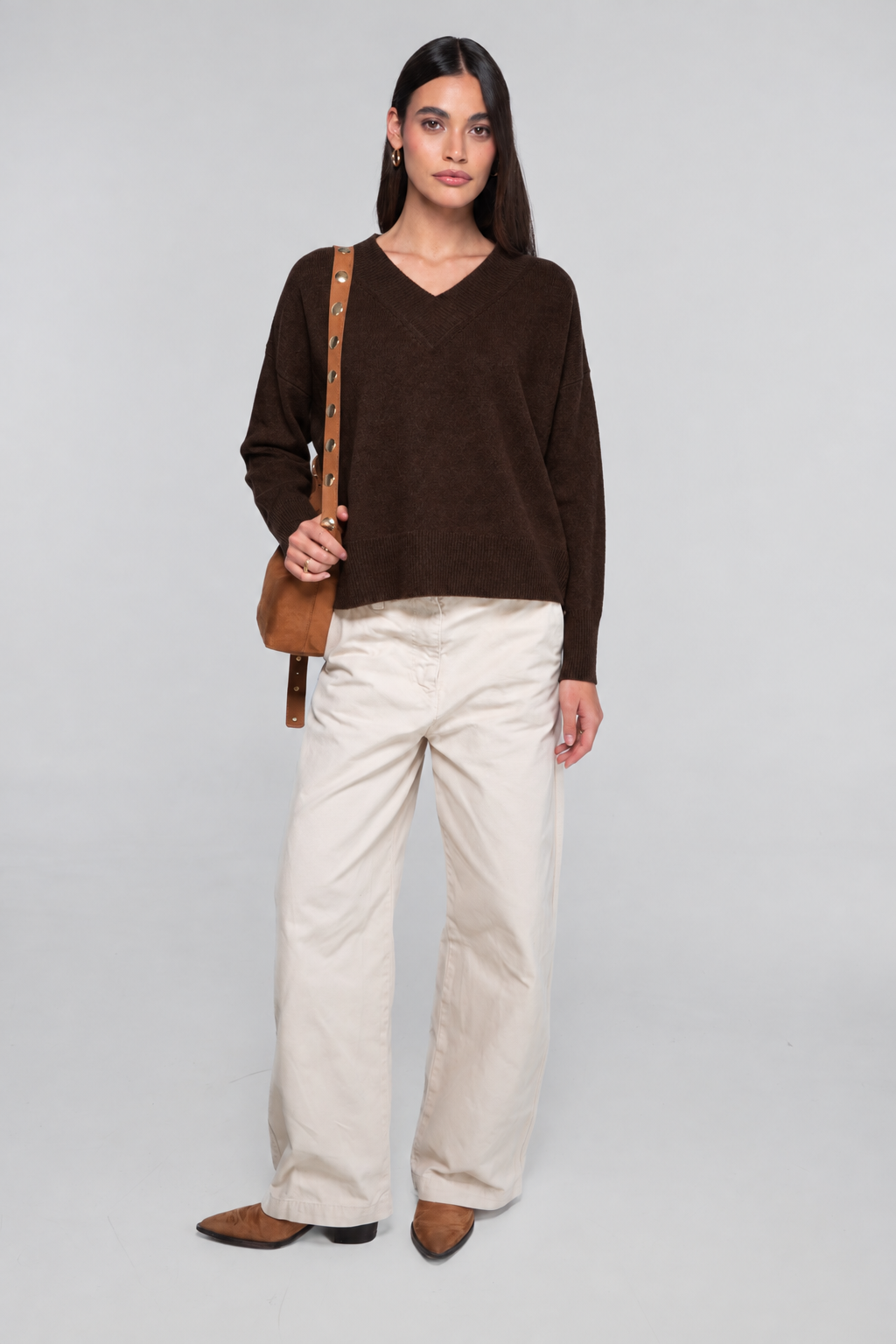 V neck pullover in pure carded wool 7672