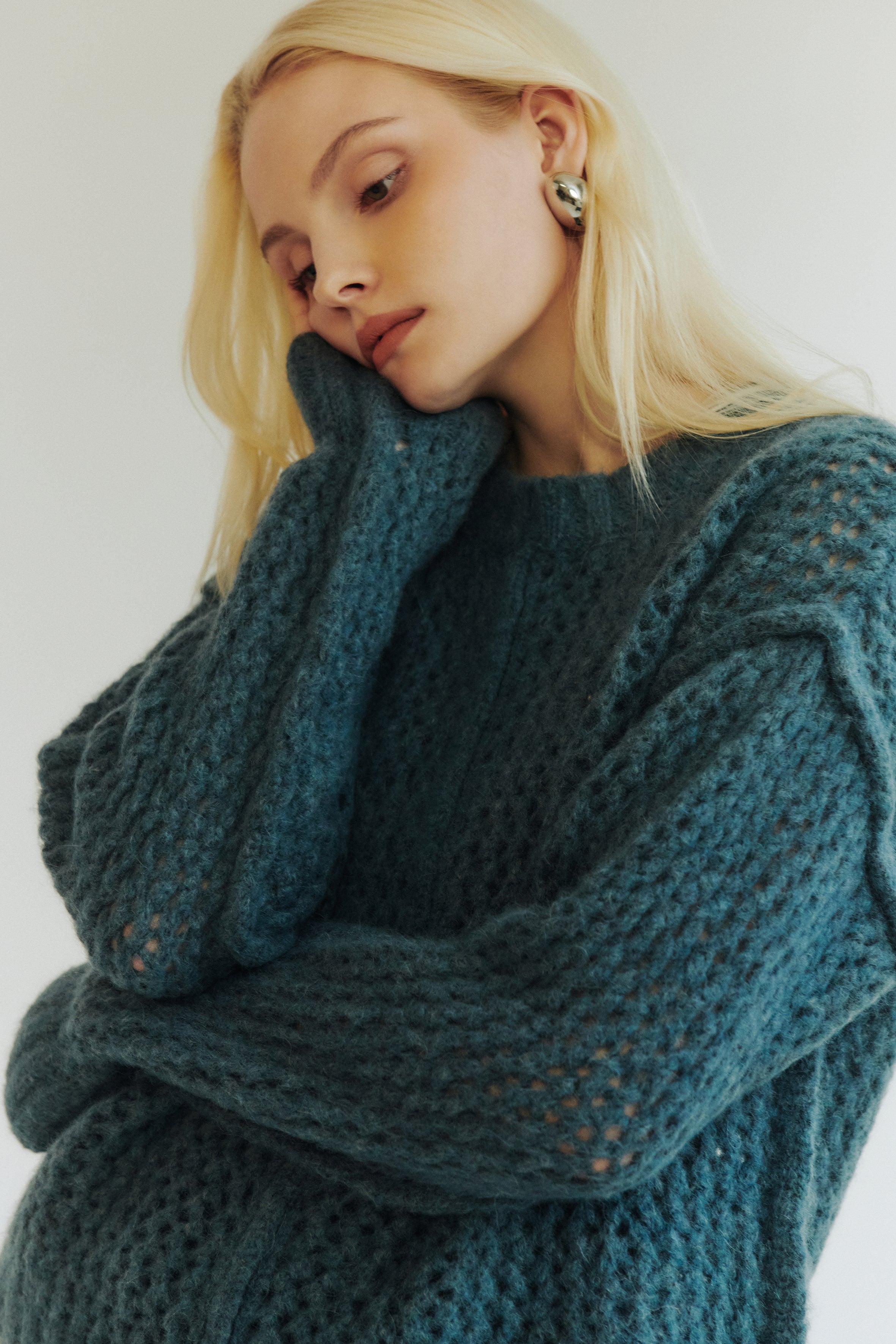 Roundneck pullover in alpaca blend with openwork texture 7680
