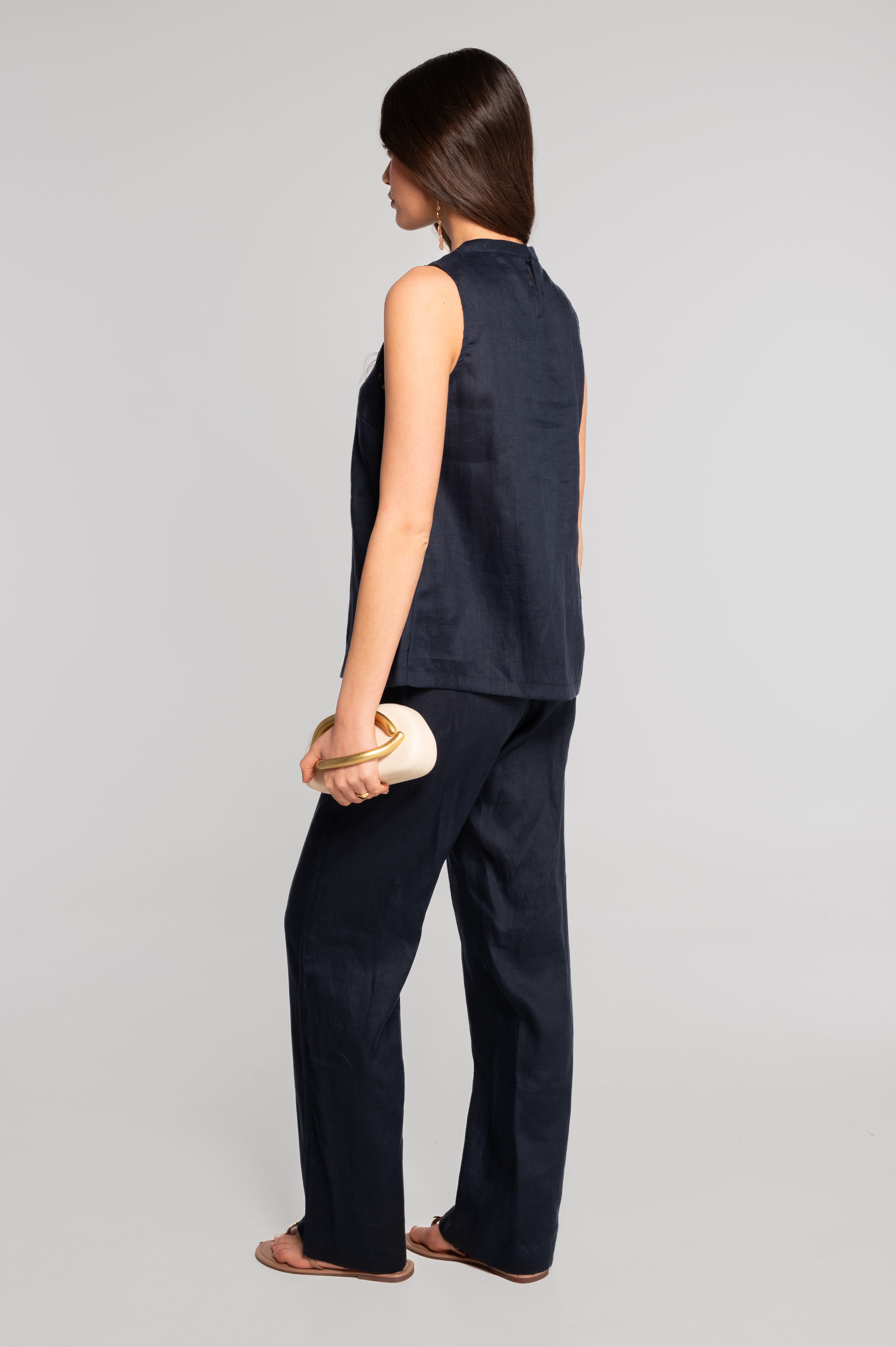 Linen sleeveless blouse 7717