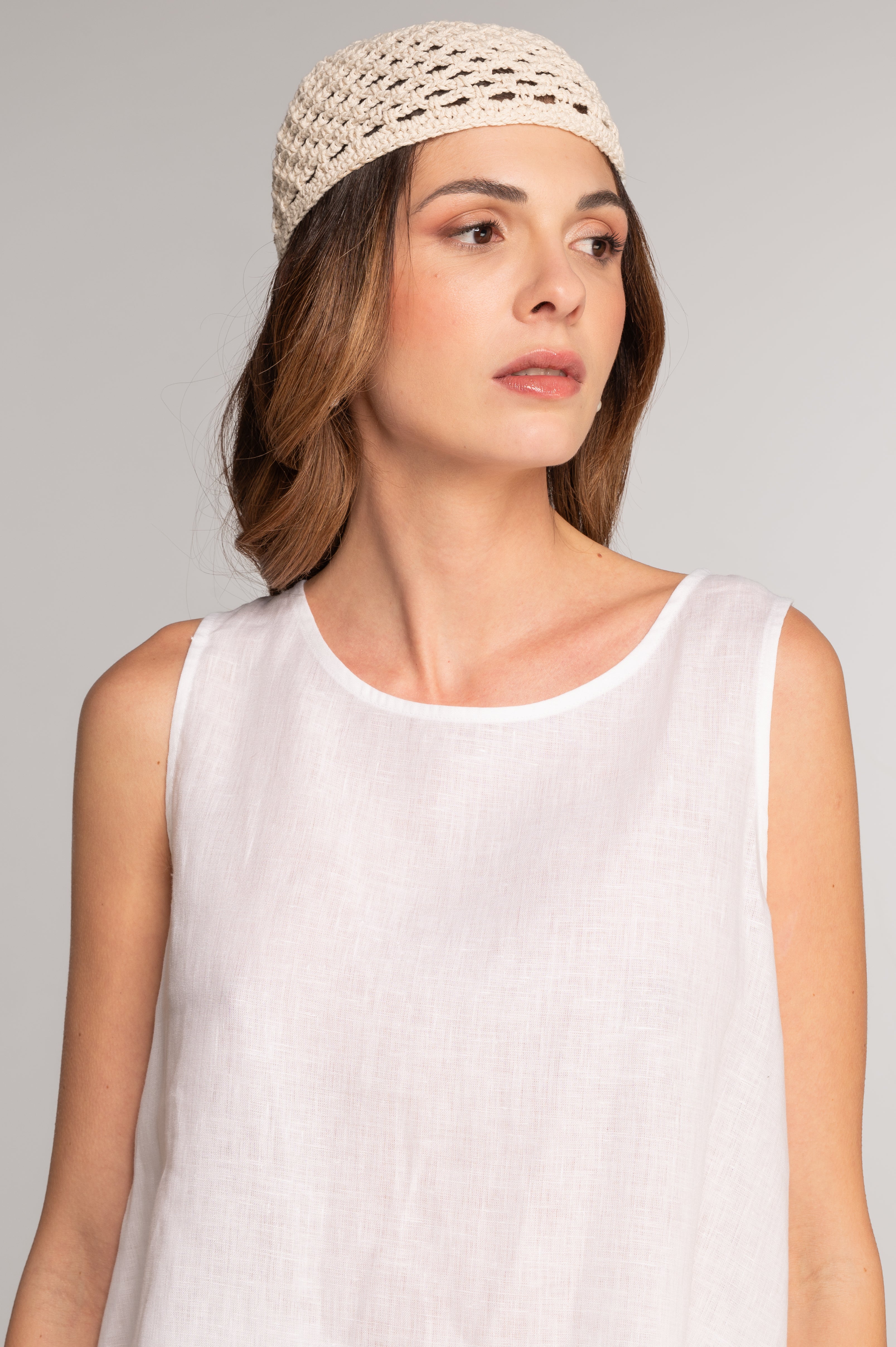 Linen sleeveless flared top 7740