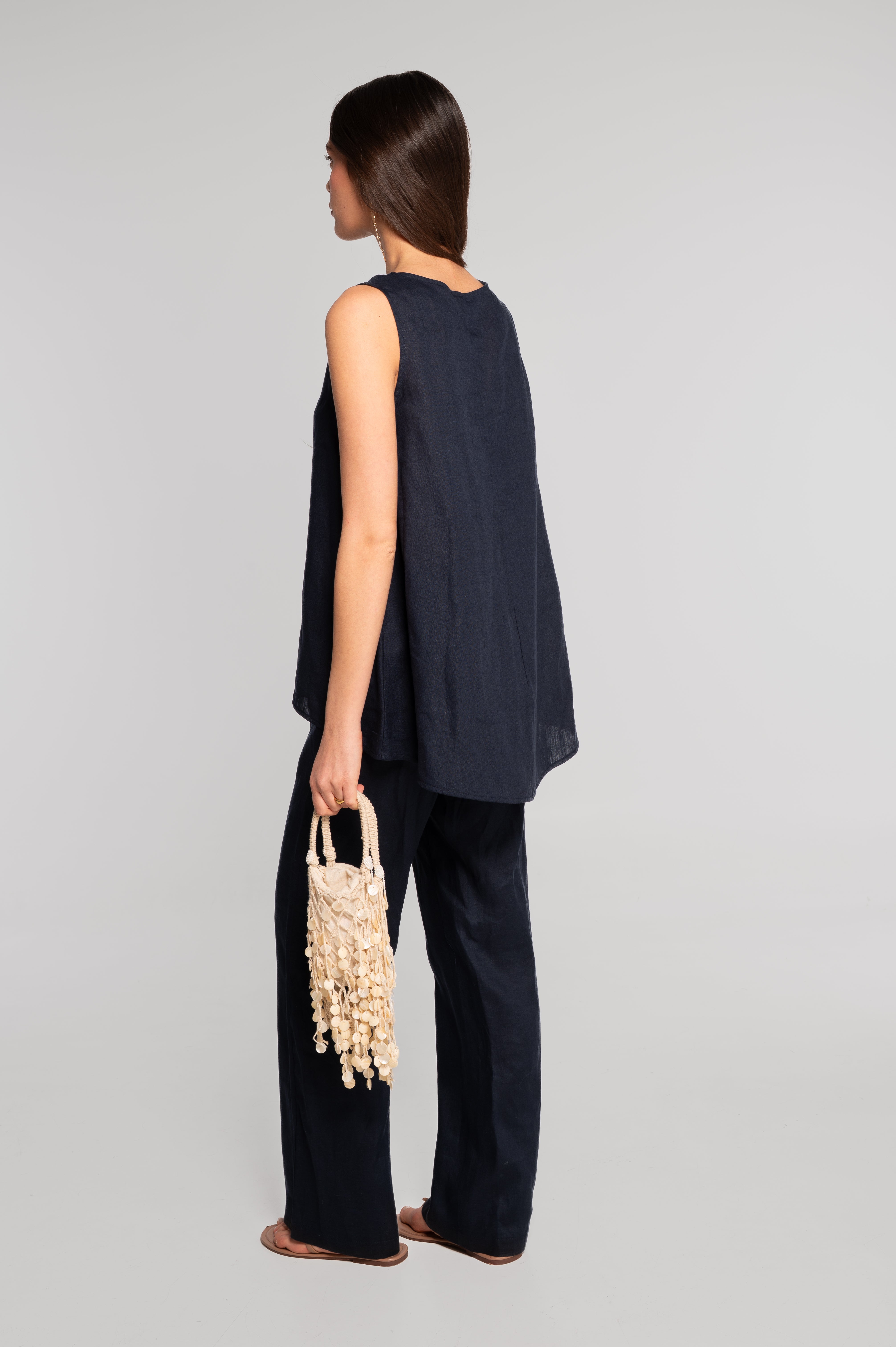 Linen sleeveless flared top 7740