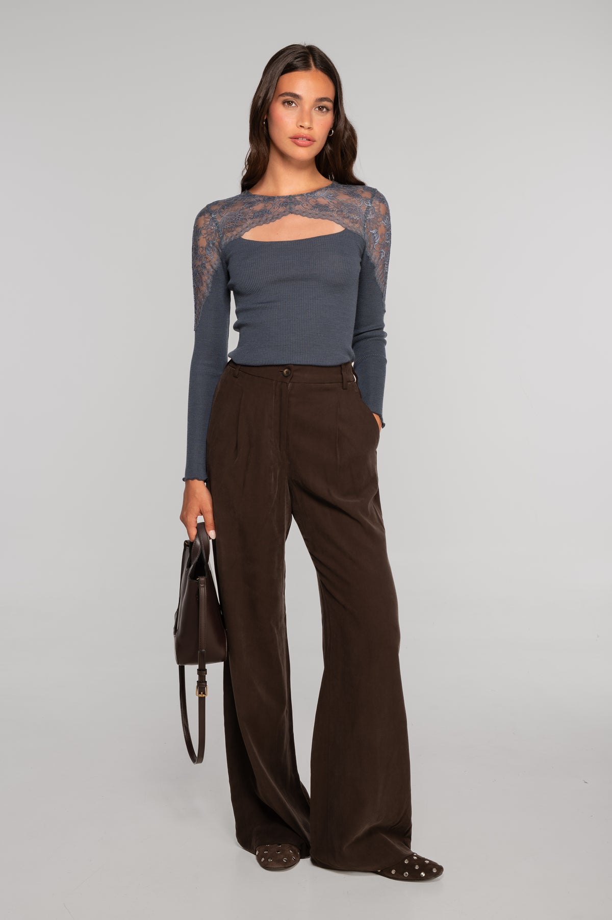Wool and silk long sleeves roundneck shirt with Leavers lace insert 7803