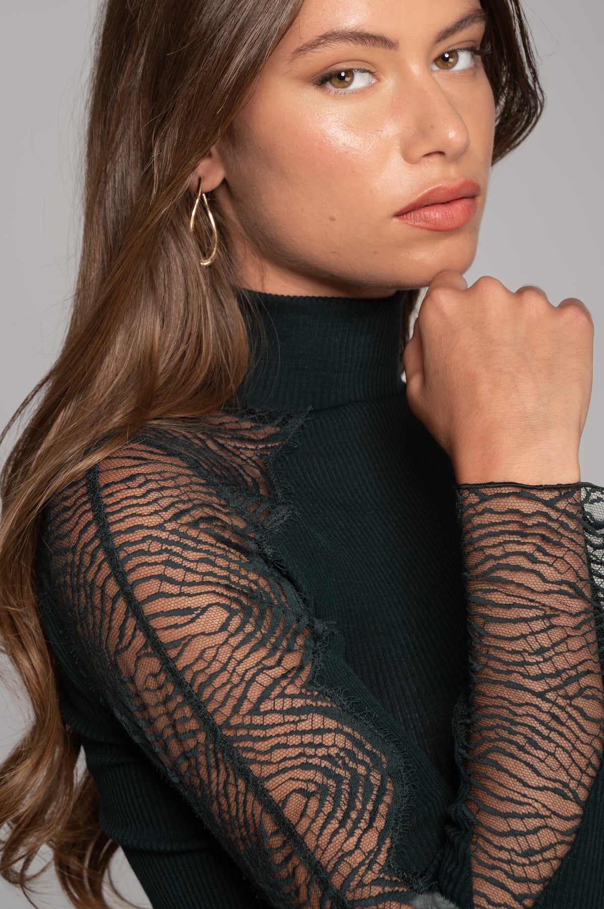 Wool and silk long sleeves mock neck shirt with Chantilly lace insert 7816