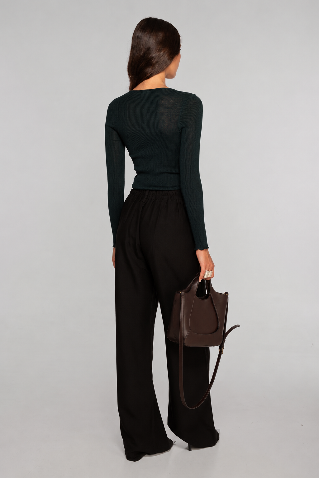 Wool and silk long sleeves V neck shirt with Chantilly lace insert 7817