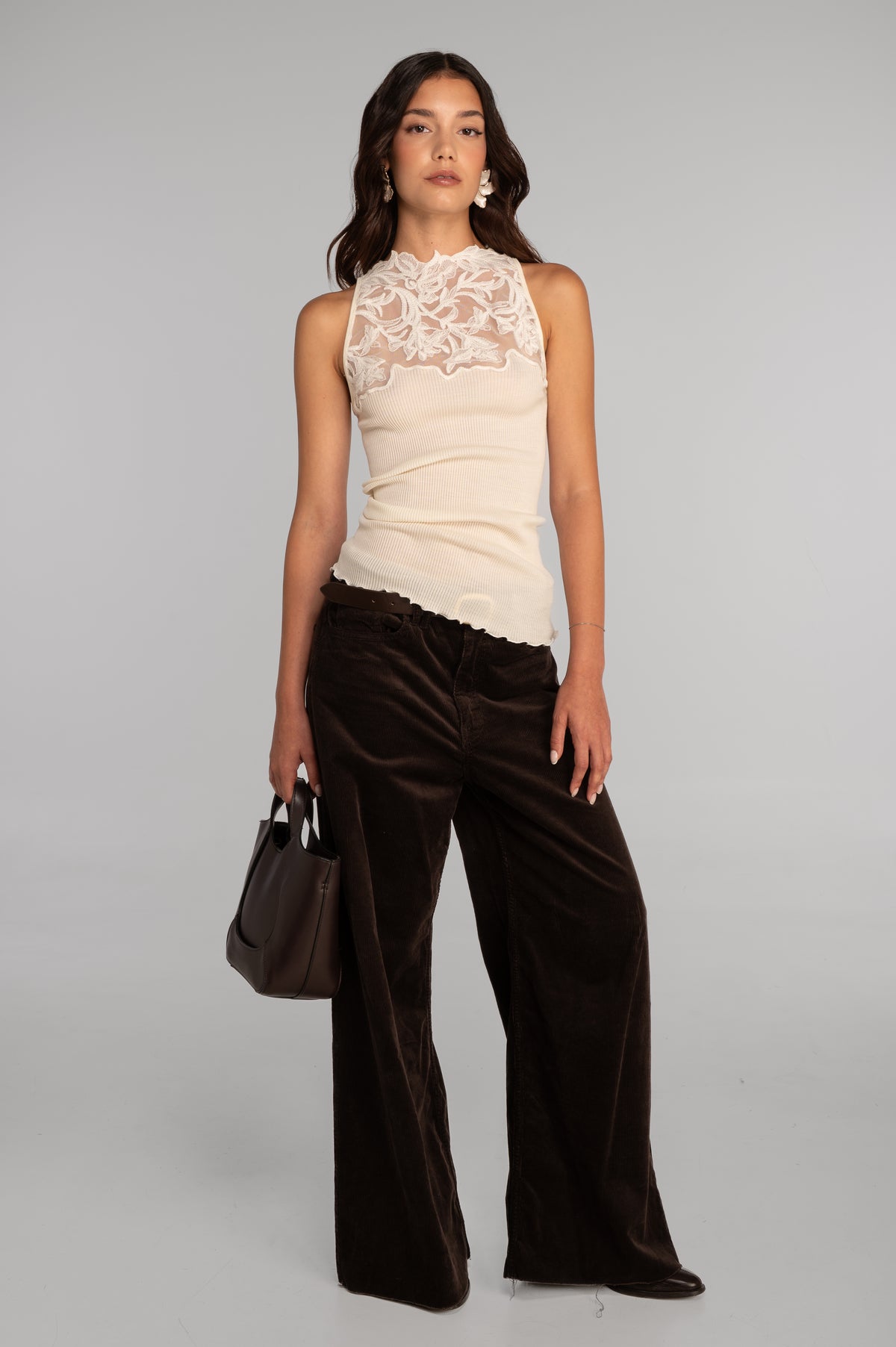 Wool and silk sleeveless roundneck top with embroidered tulle insert 7820