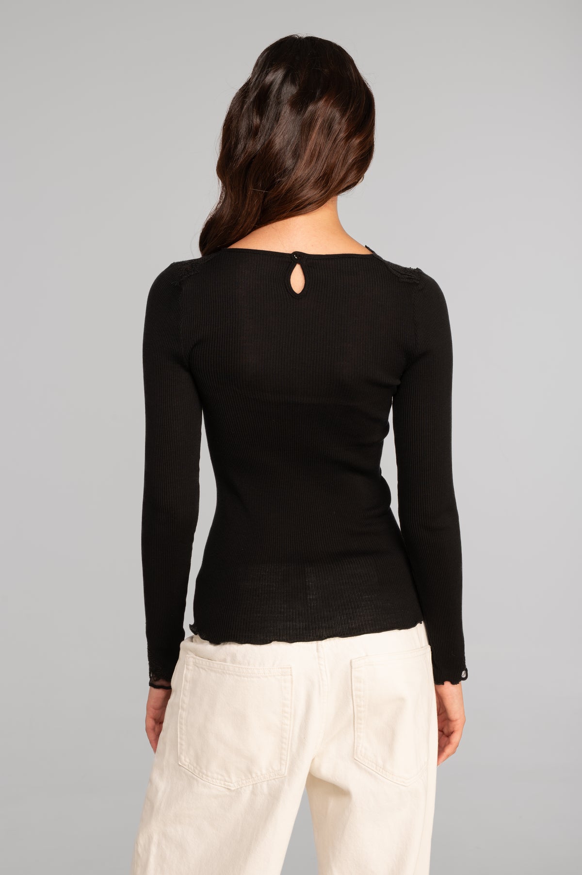 Wool and silk long sleeves roundneck shirt with embroidered tulle inserts 7821
