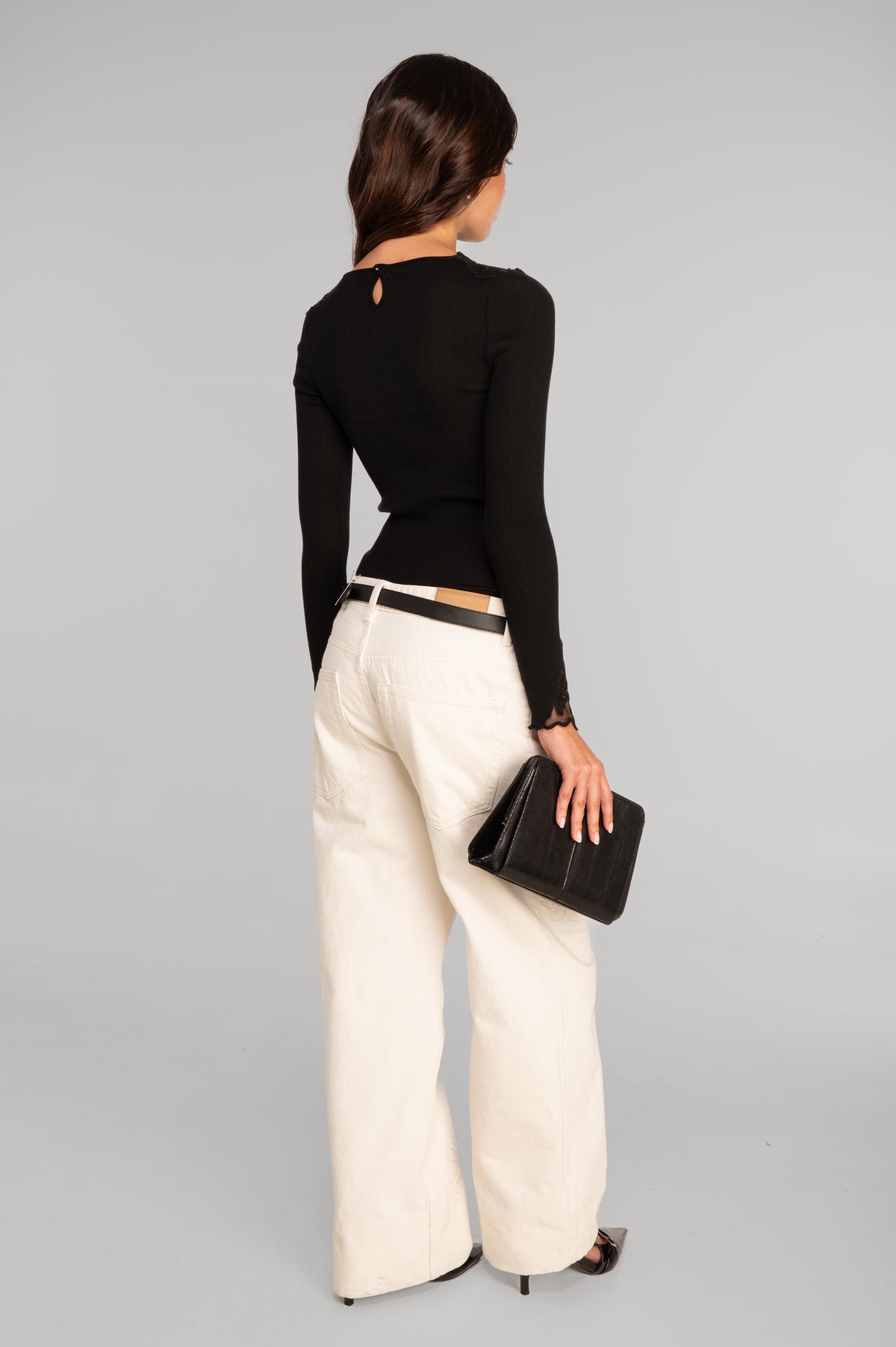 Wool and silk long sleeves roundneck shirt with embroidered tulle inserts 7821