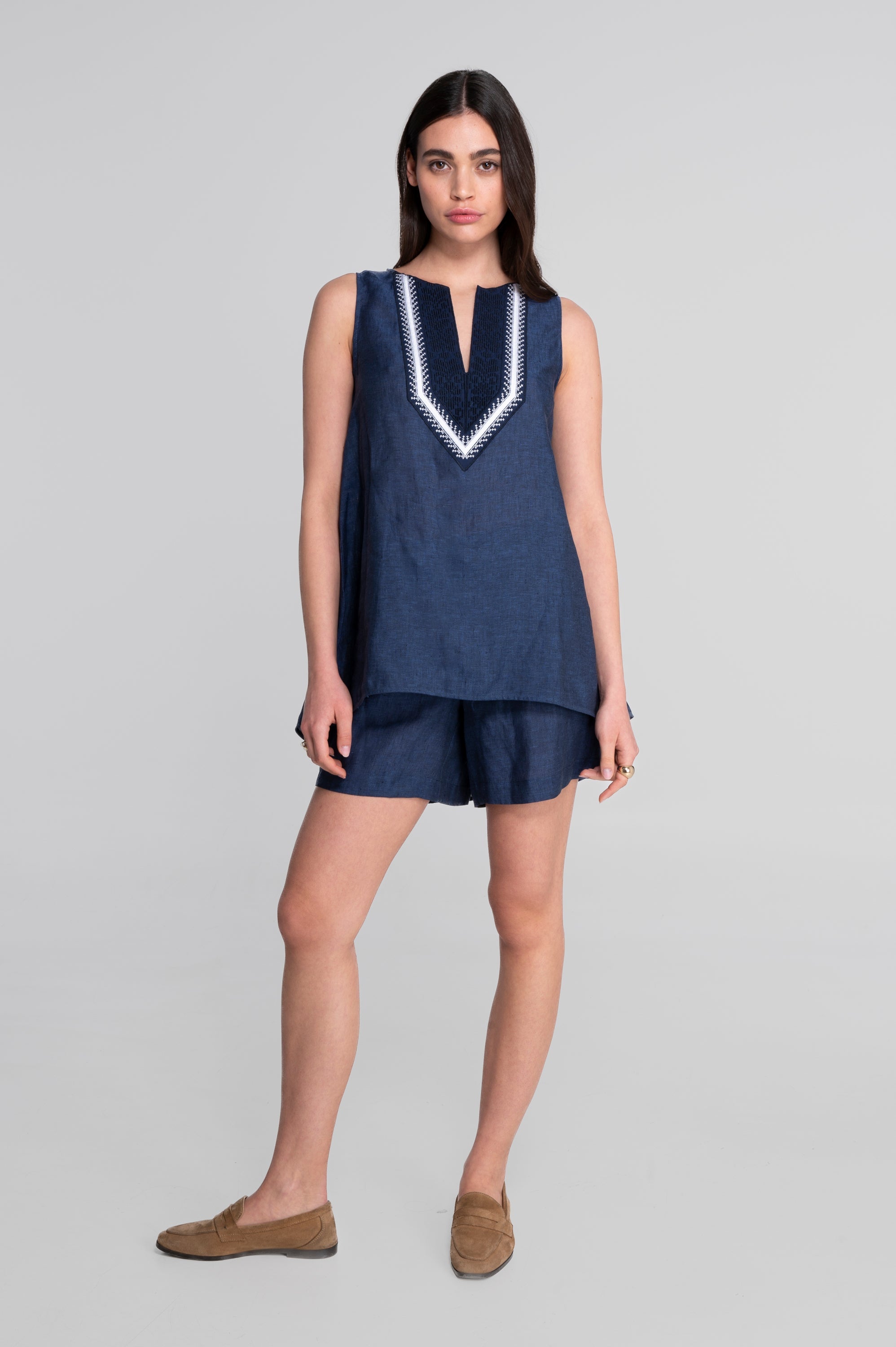 Sleeveless linen blouse with ethnic embroidery 7530