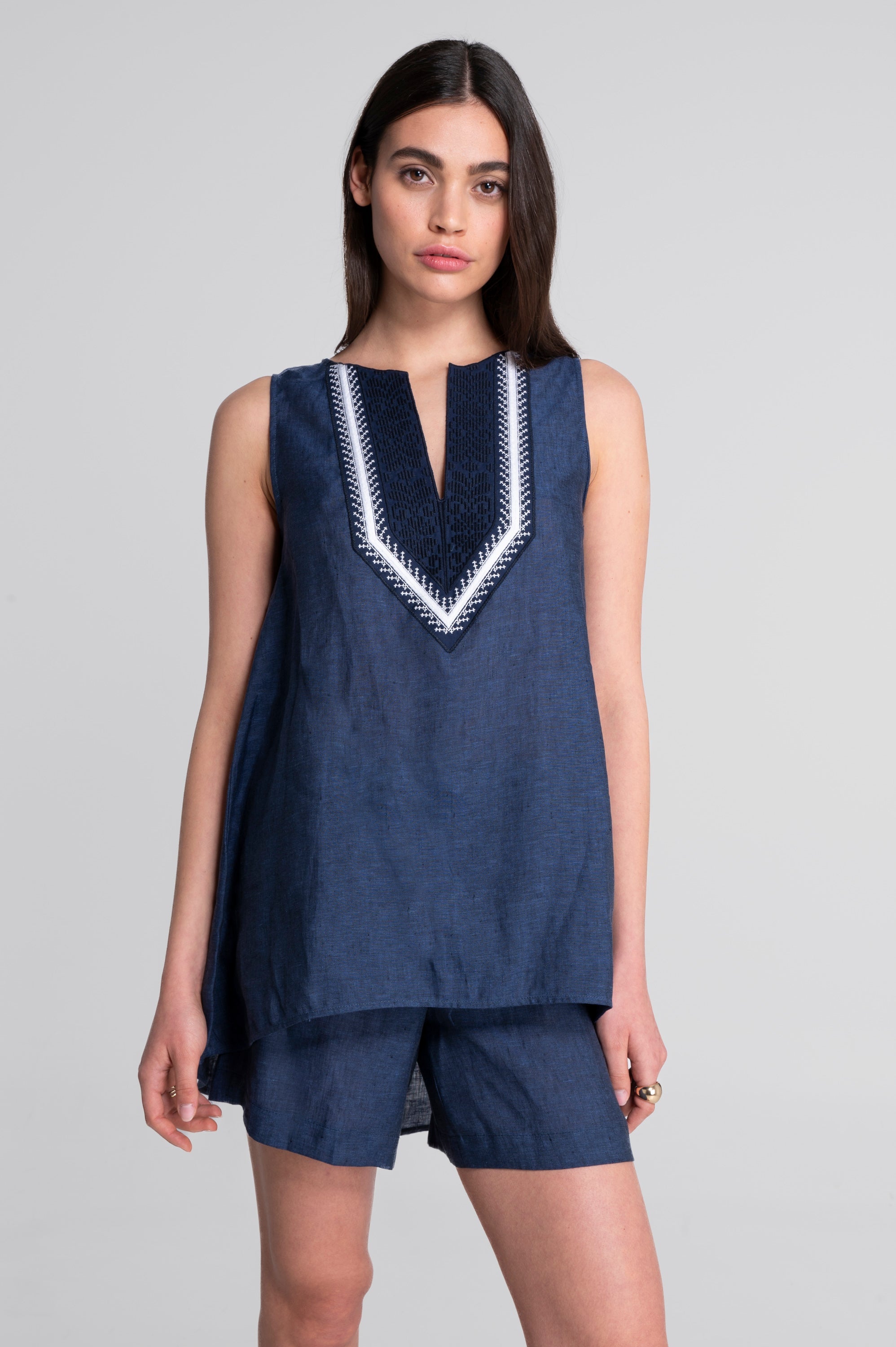 Sleeveless linen blouse with ethnic embroidery 7530