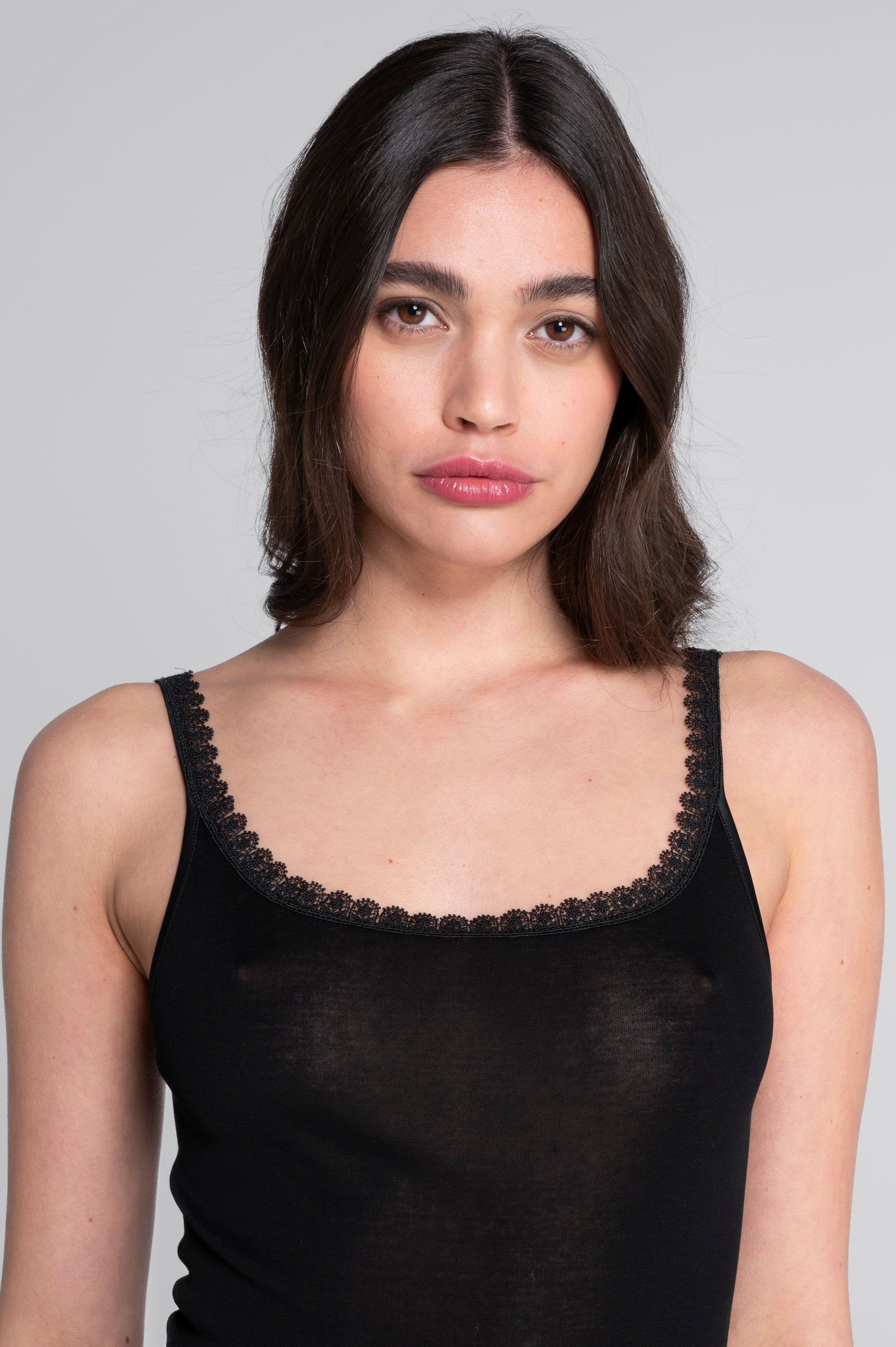 Filoscozia camisole top with macramé trim 7584