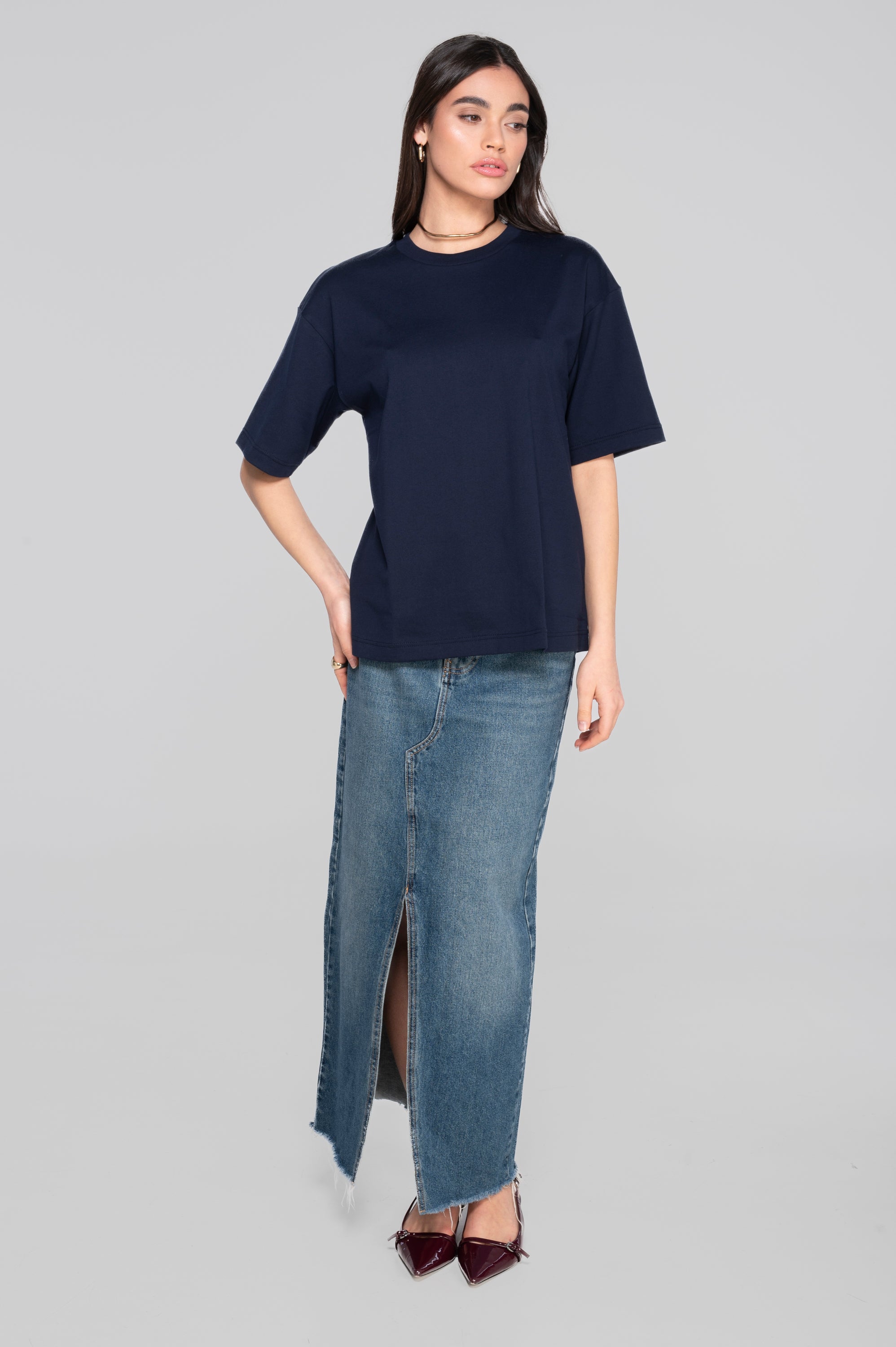 Round neck T-shirt in heavyweight jersey cotton 7571