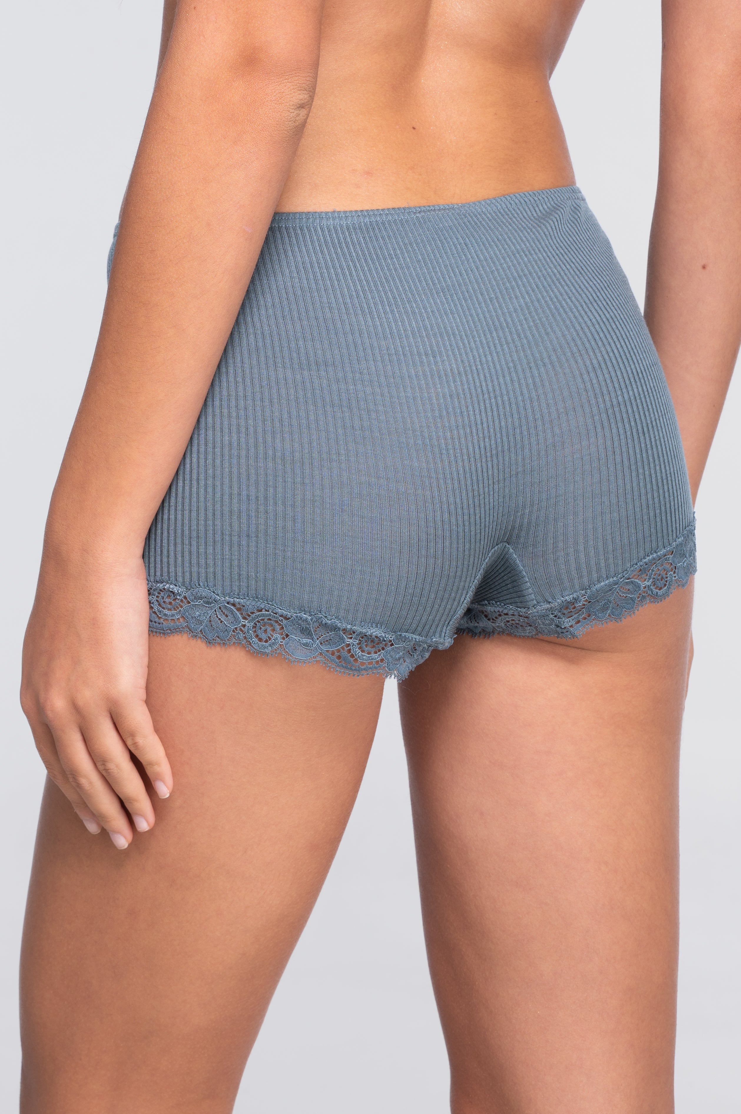 Culottes en laine et soie avec dentelle Leavers 3413