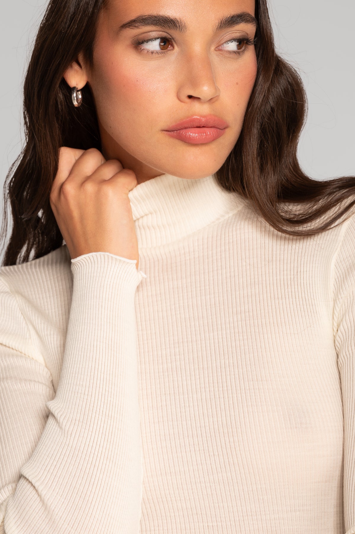 Wool and silk long sleeves mock neck shirt 3429