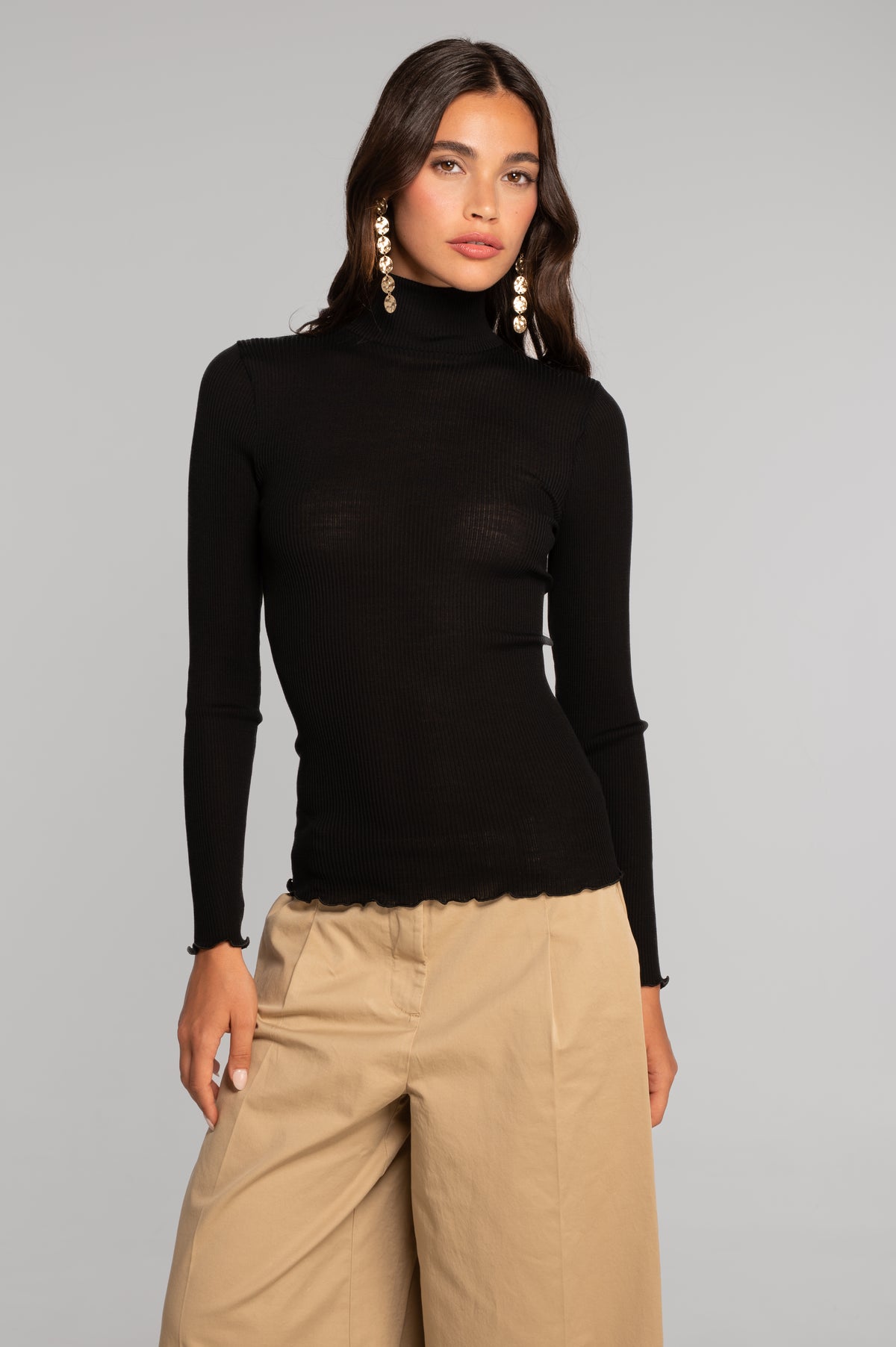 Pull à col montant à manches longues en laine et soie 3429