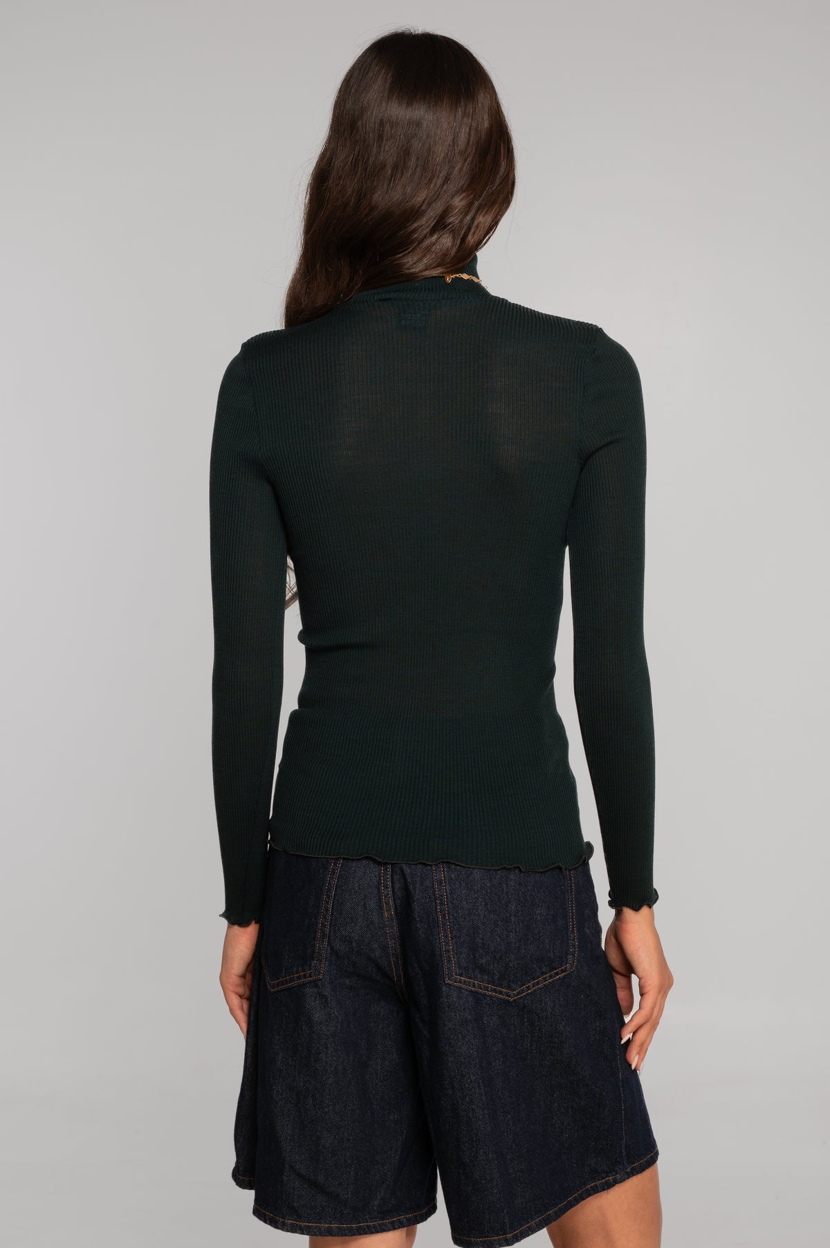 Pull à col montant à manches longues en laine et soie 3429